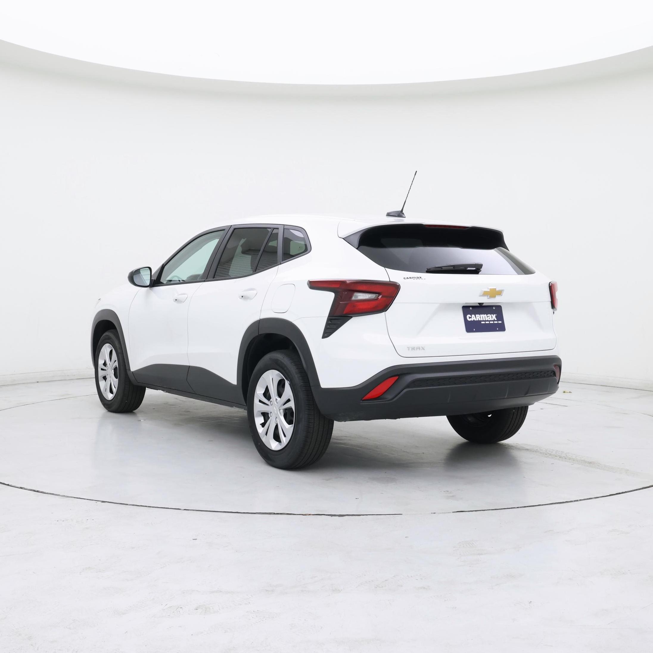 Thumbnail: 2026 Chevrolet Trax - 2