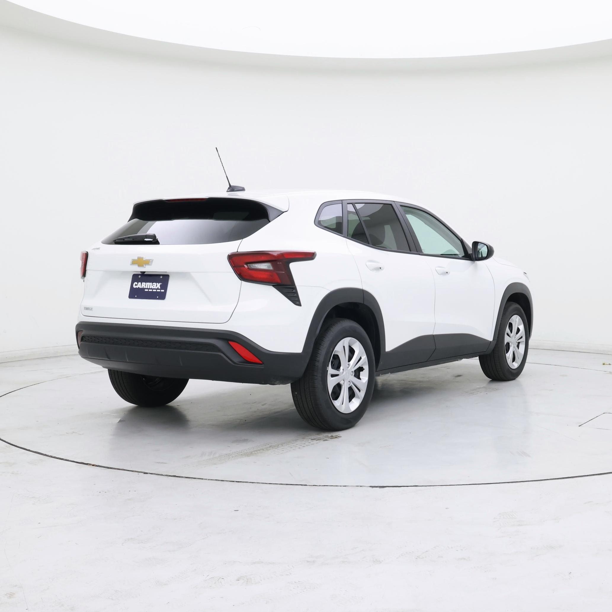 Thumbnail: 2026 Chevrolet Trax - 8