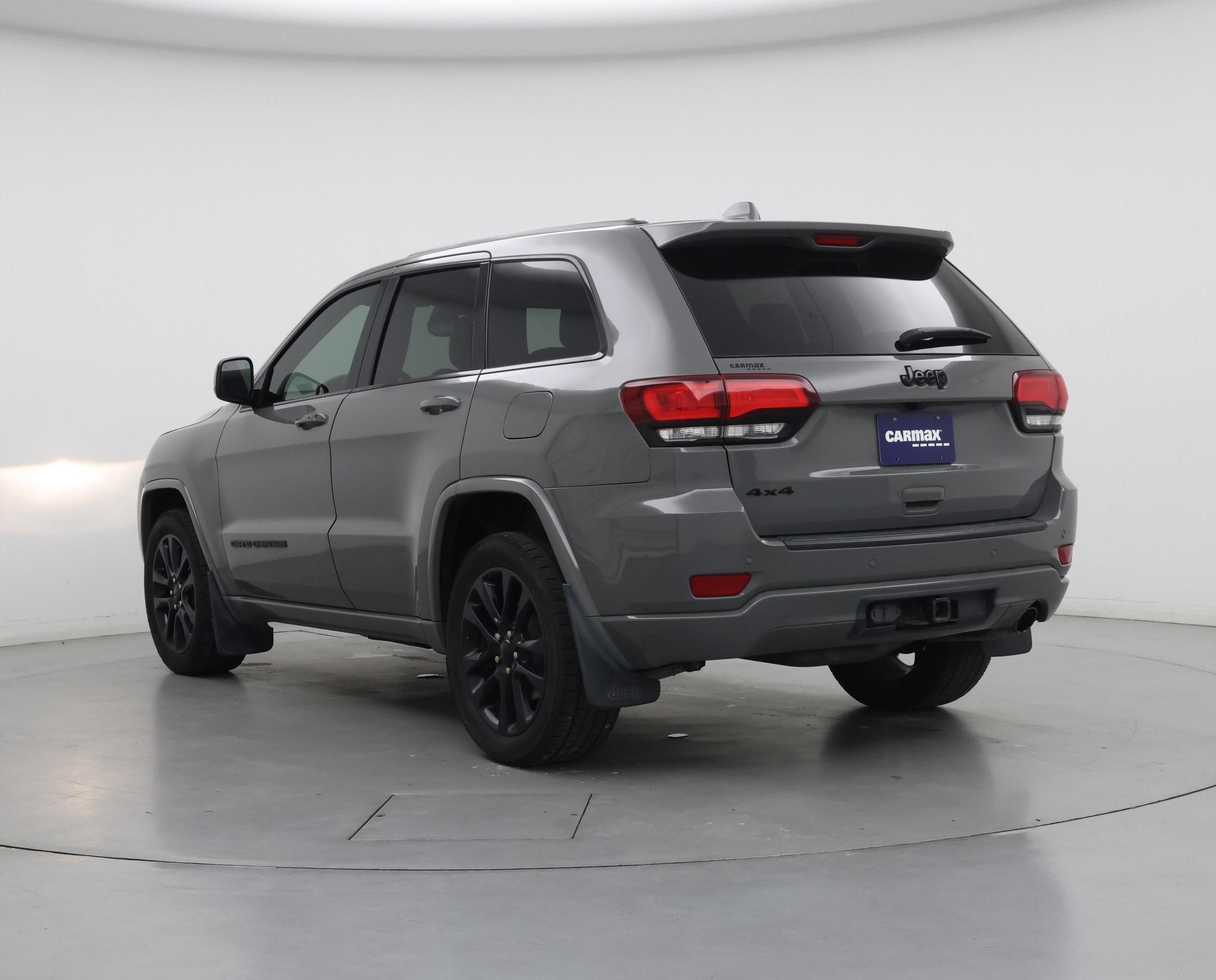 Thumbnail: 2020 Jeep Grand Cherokee - 2
