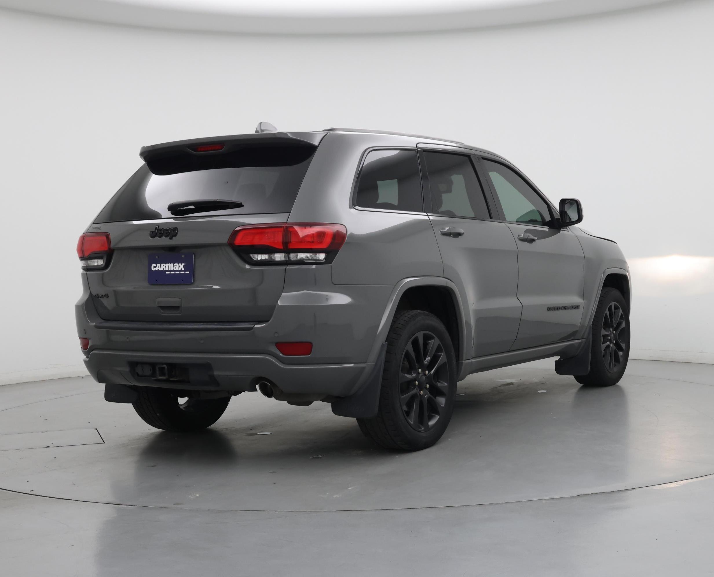 Thumbnail: 2020 Jeep Grand Cherokee - 8