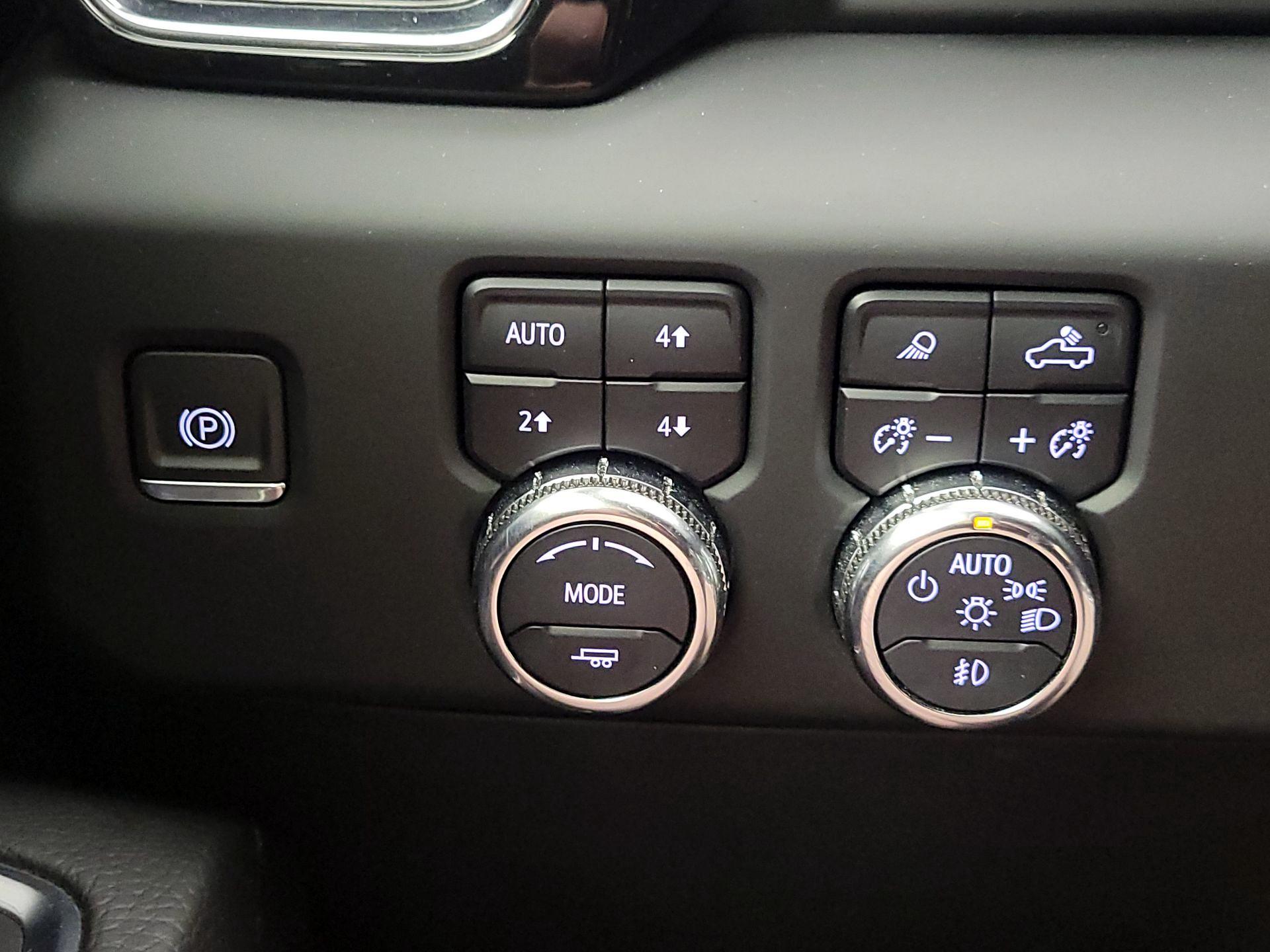 Thumbnail: 2024 GMC Sierra 1500 - 13