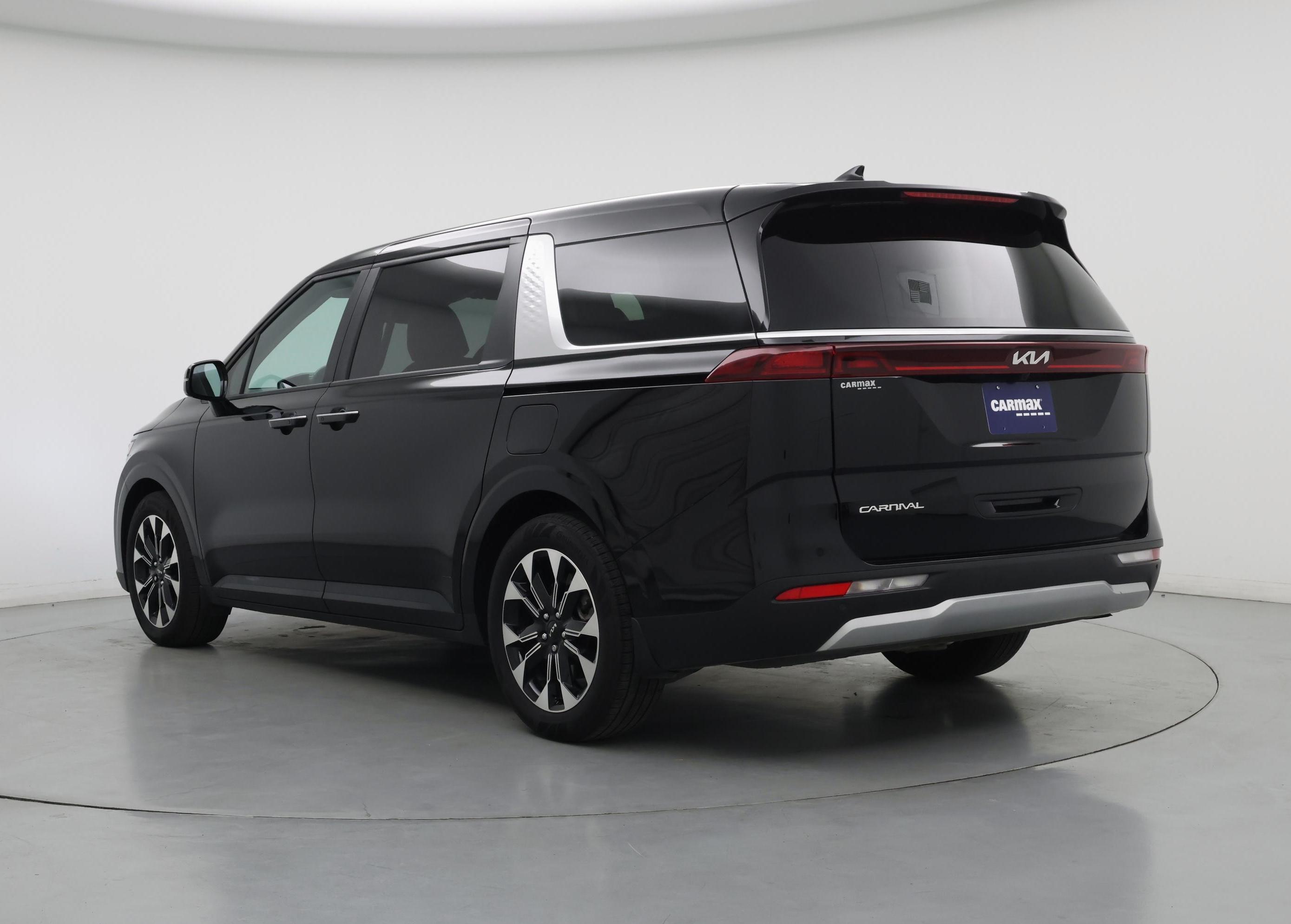 Thumbnail: 2024 Kia Carnival - 2