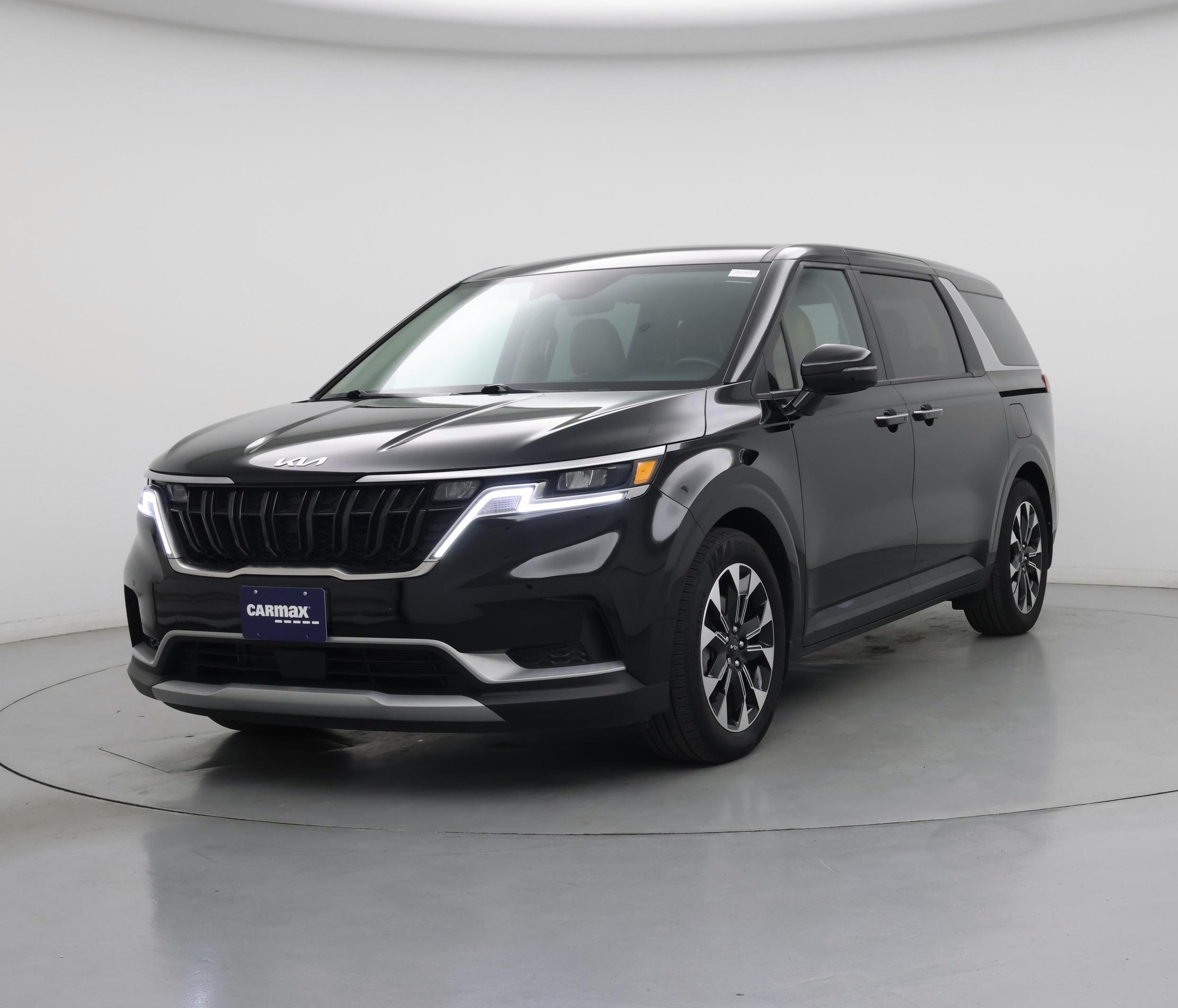 Thumbnail: 2024 Kia Carnival - 4