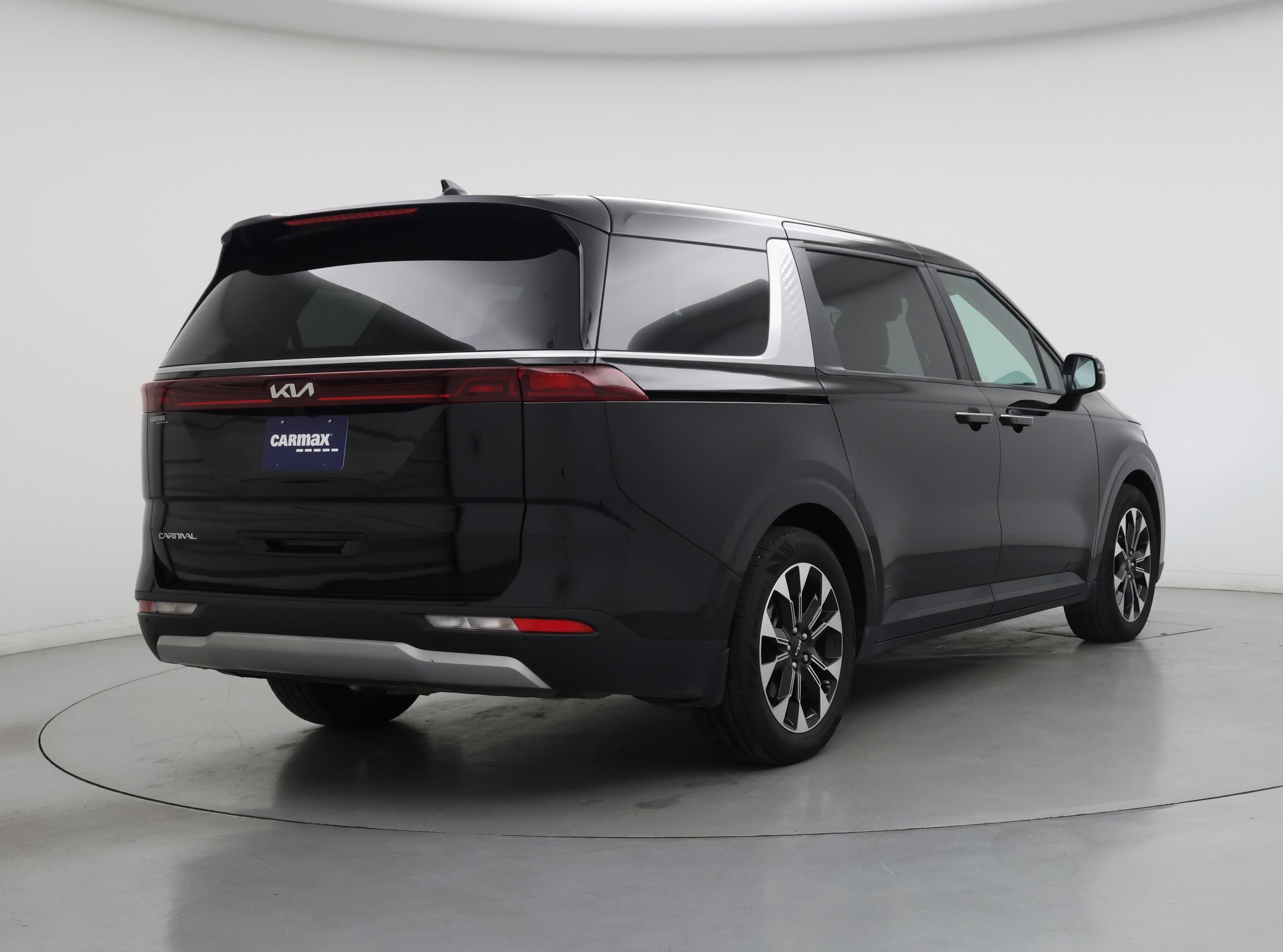 Thumbnail: 2024 Kia Carnival - 8