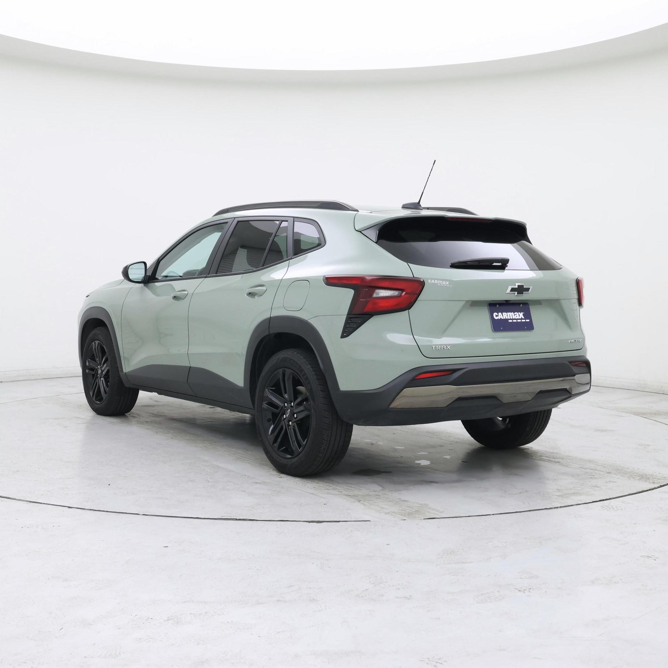 Thumbnail: 2025 Chevrolet Trax - 2