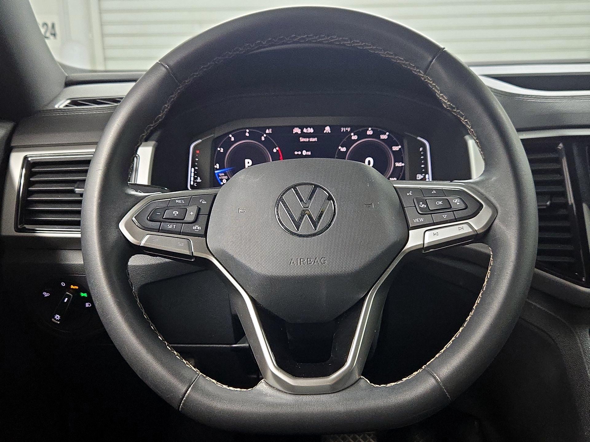 Thumbnail: 2022 Volkswagen Atlas - 10