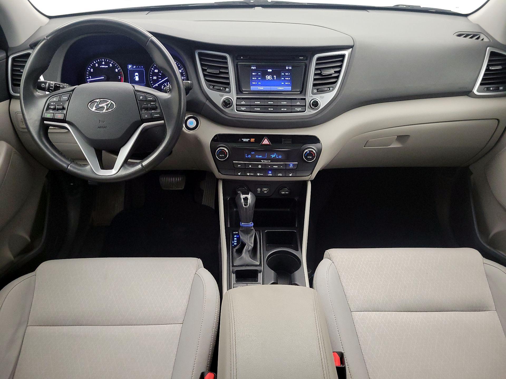 Thumbnail: 2017 Hyundai Tucson - 9