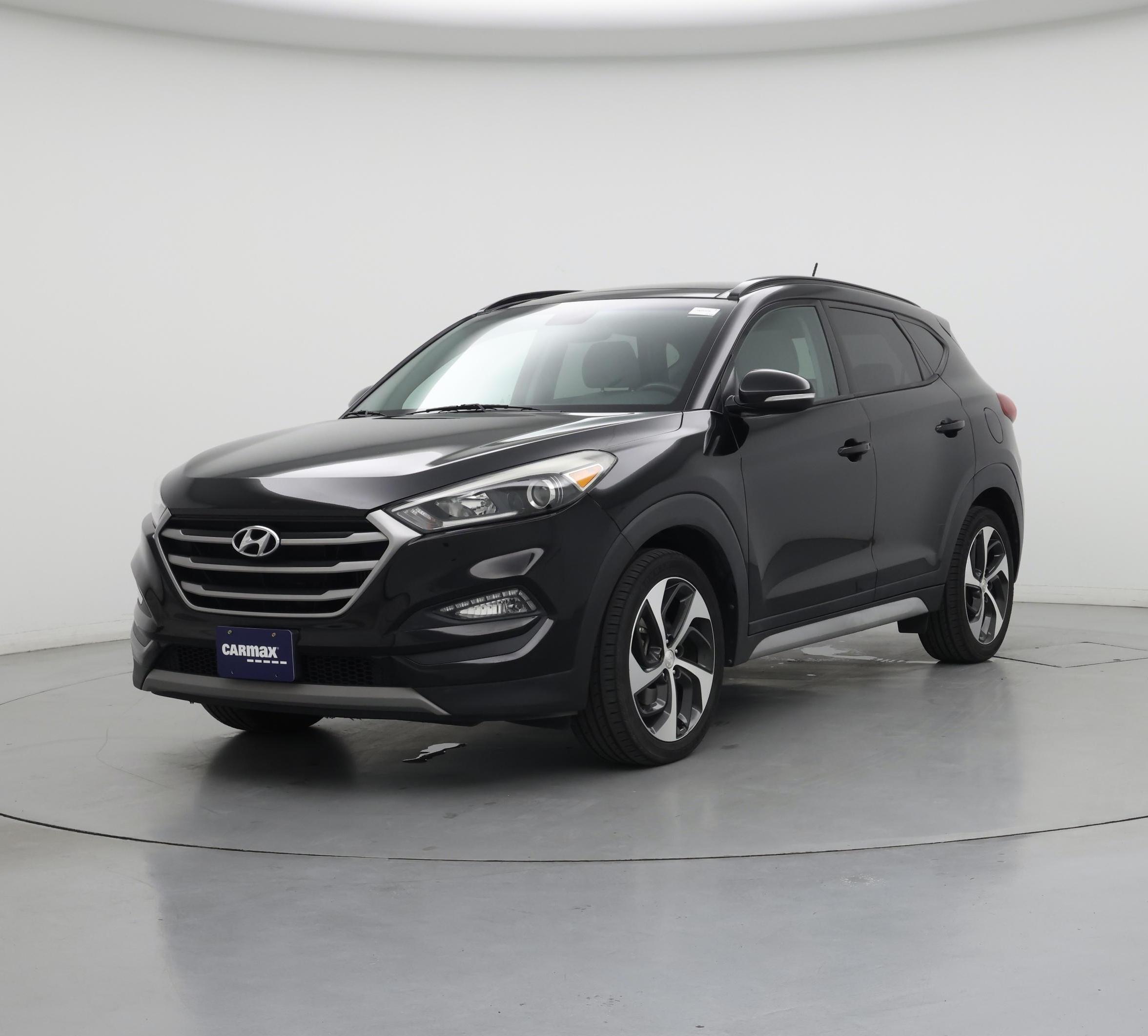 Thumbnail: 2017 Hyundai Tucson - 4