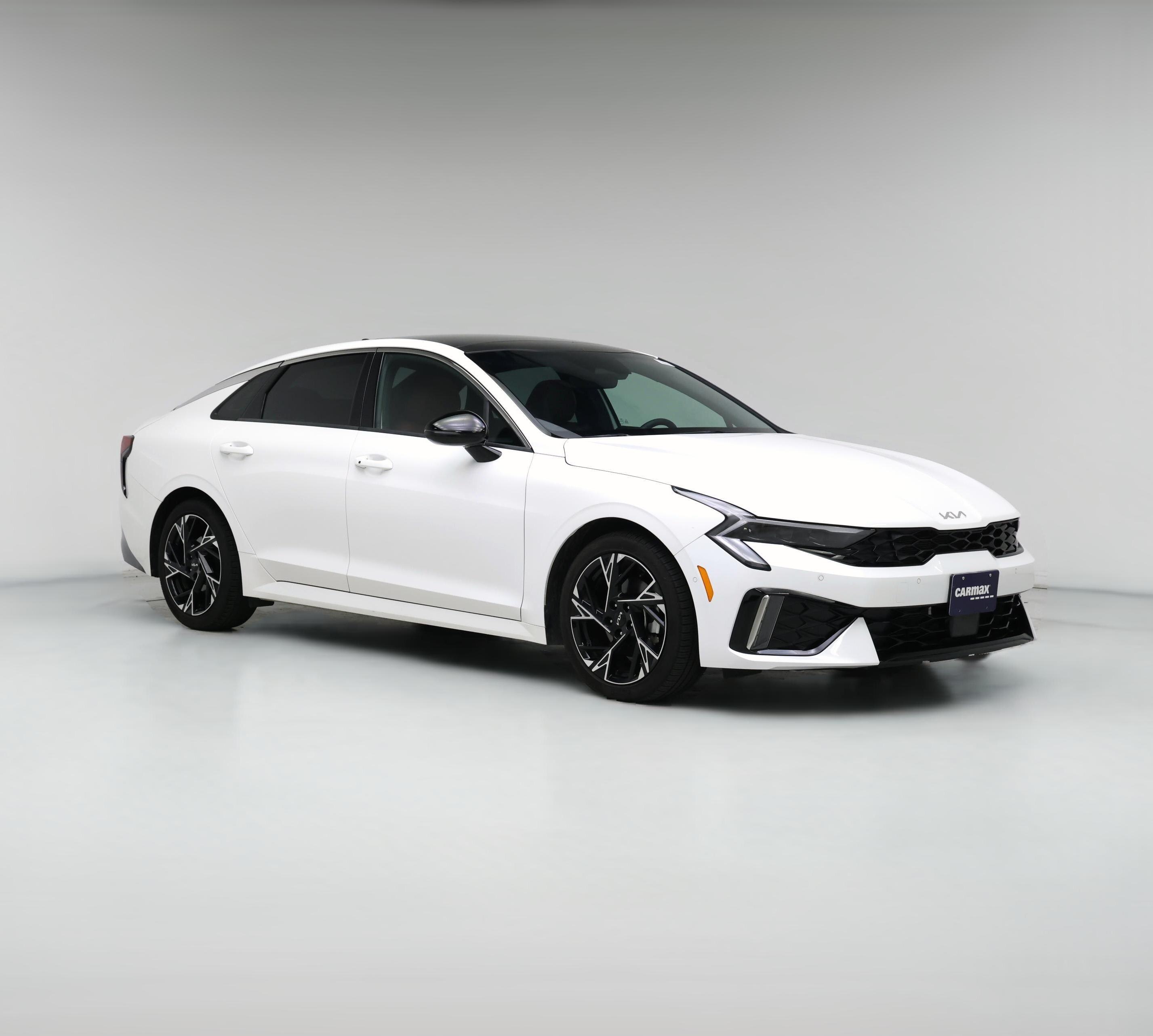 Thumbnail: 2025 Kia K5 - 1