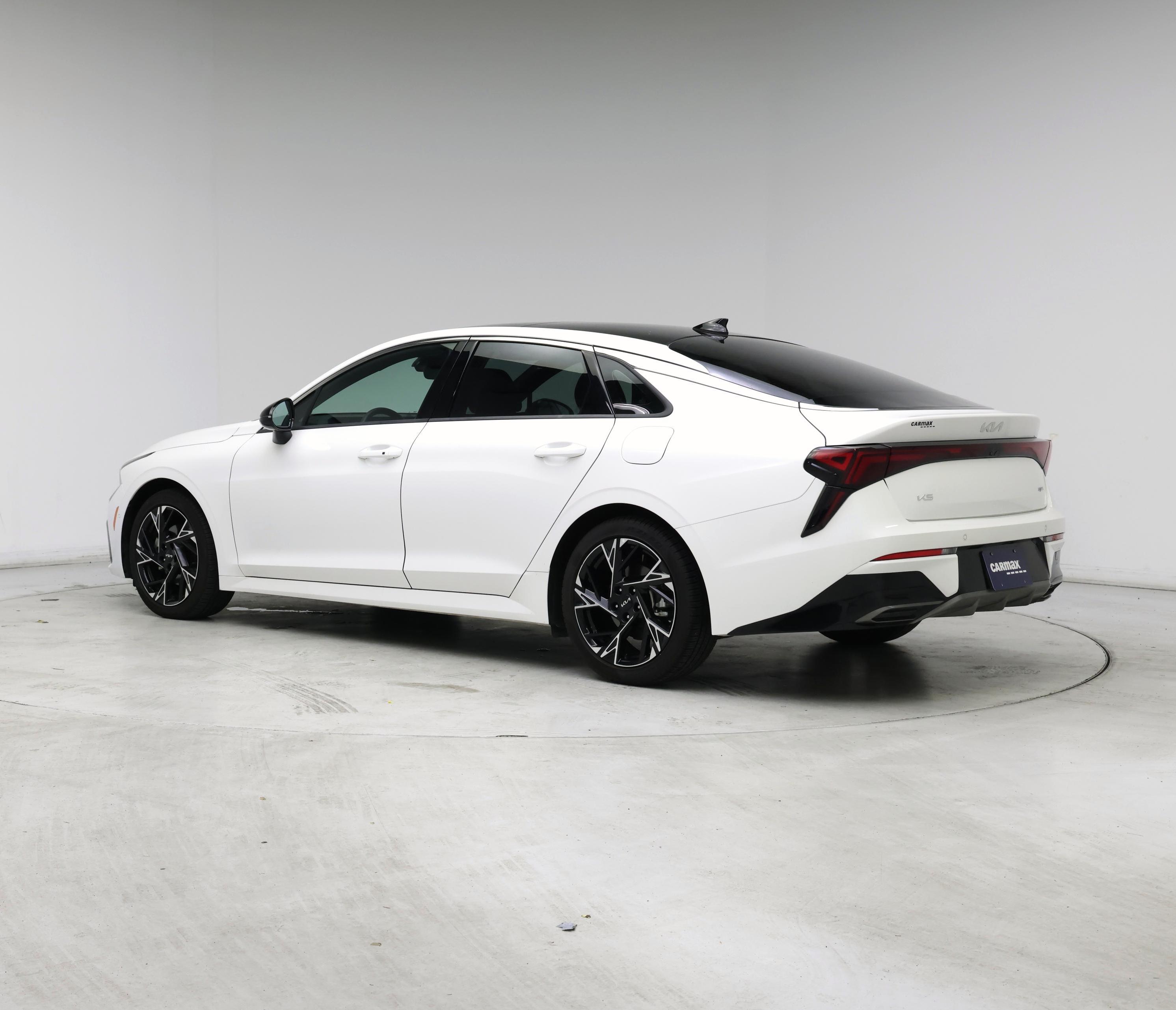 Thumbnail: 2025 Kia K5 - 2