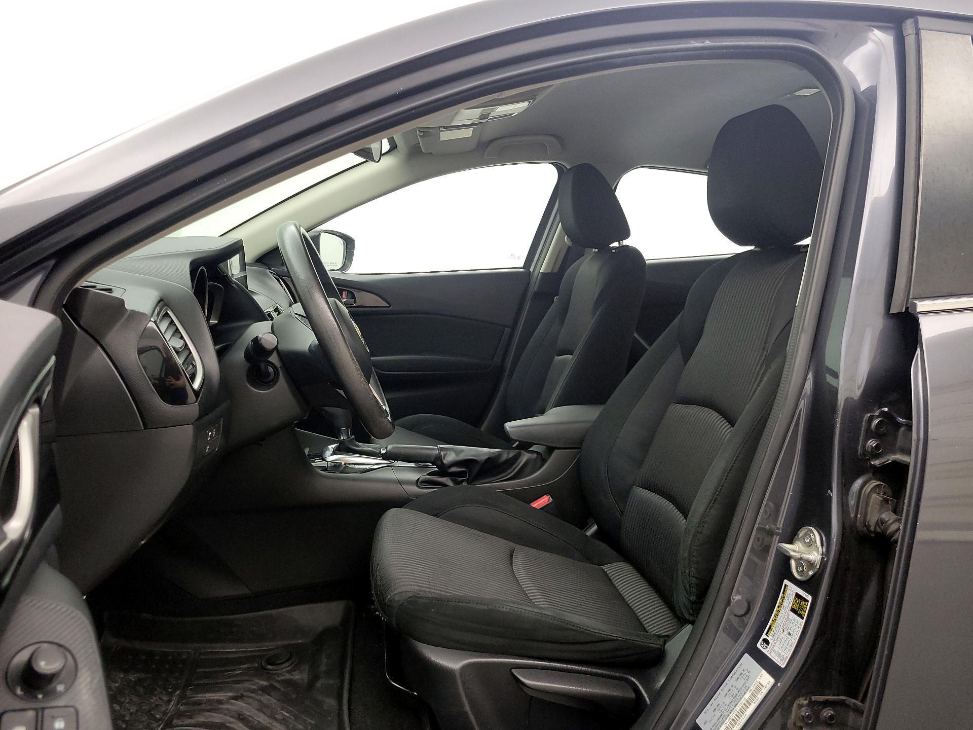Thumbnail: 2016 Mazda Mazda3 - 11