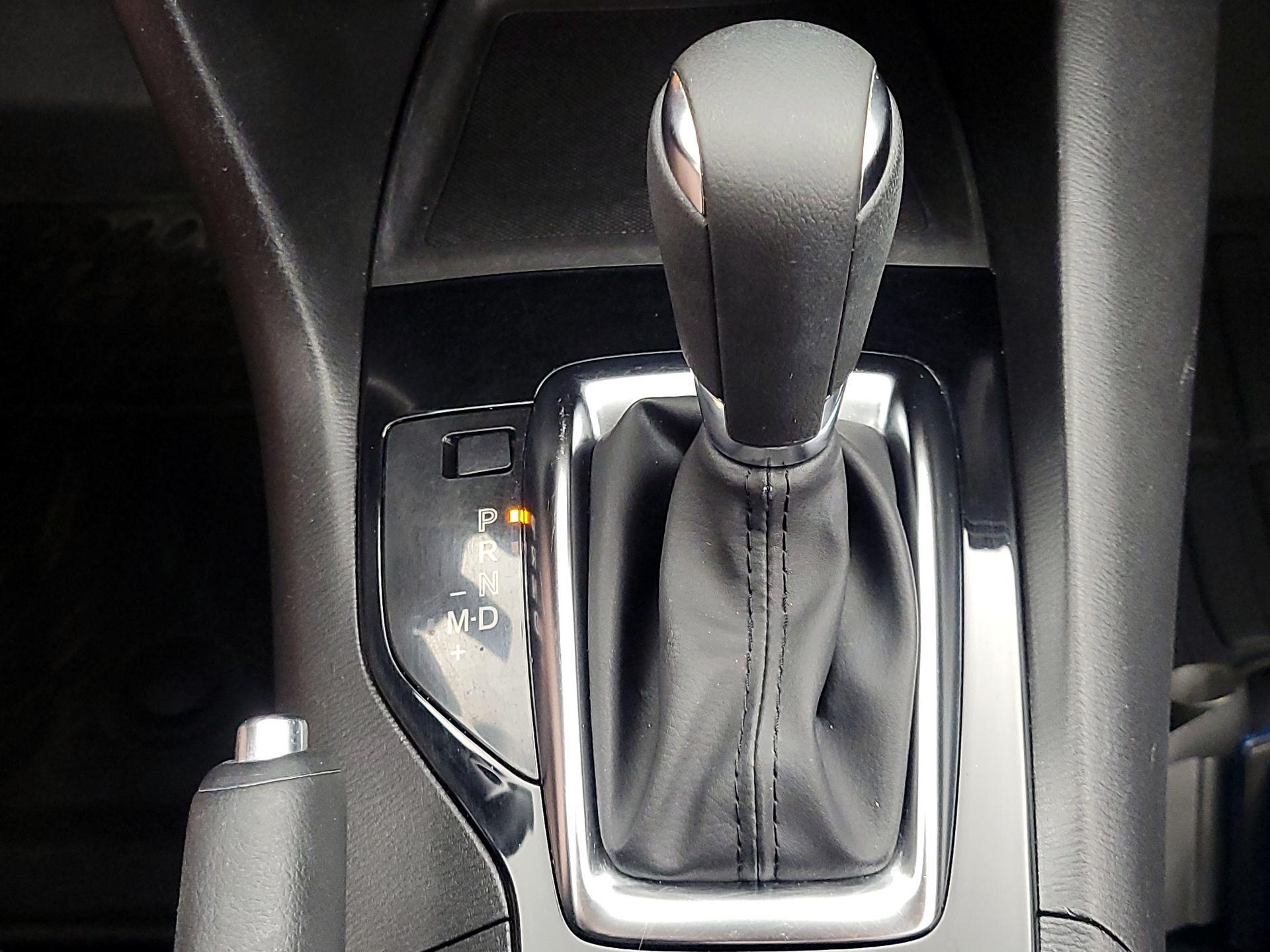 Thumbnail: 2016 Mazda Mazda3 - 18