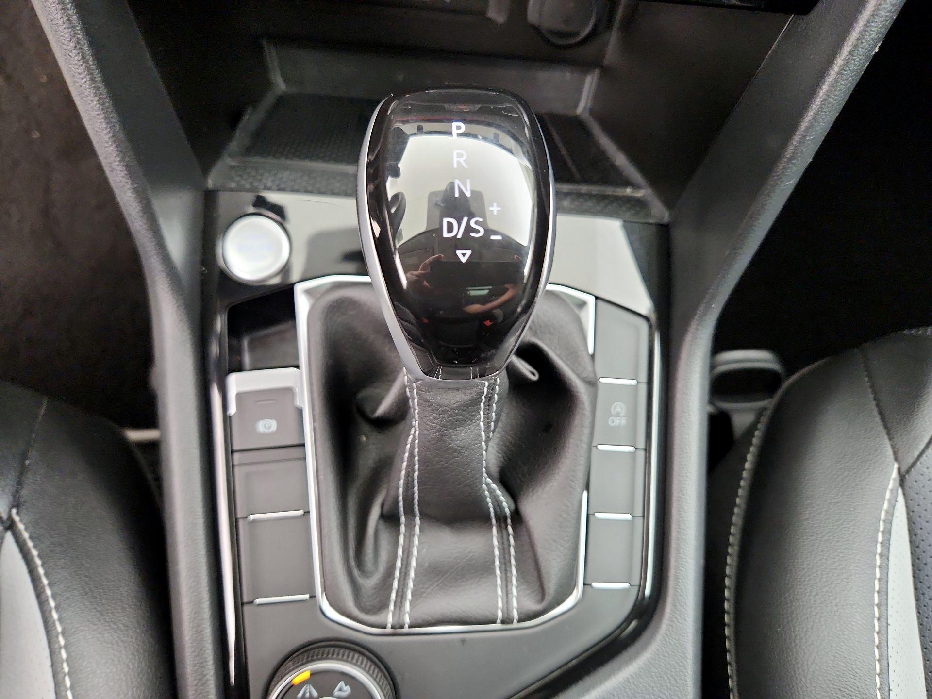 Thumbnail: 2023 Volkswagen Taos - 18