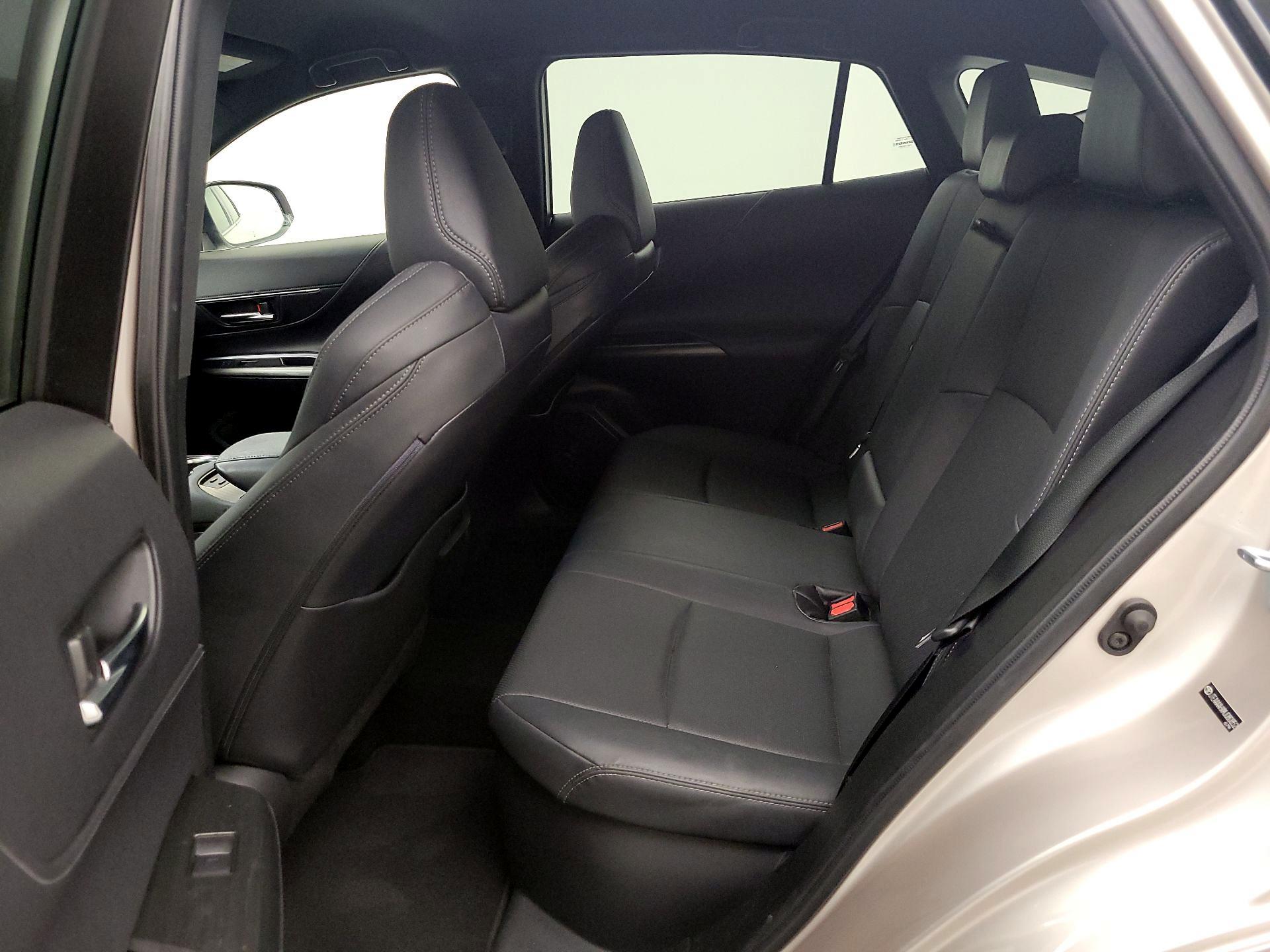 Thumbnail: 2021 Toyota Venza - 20