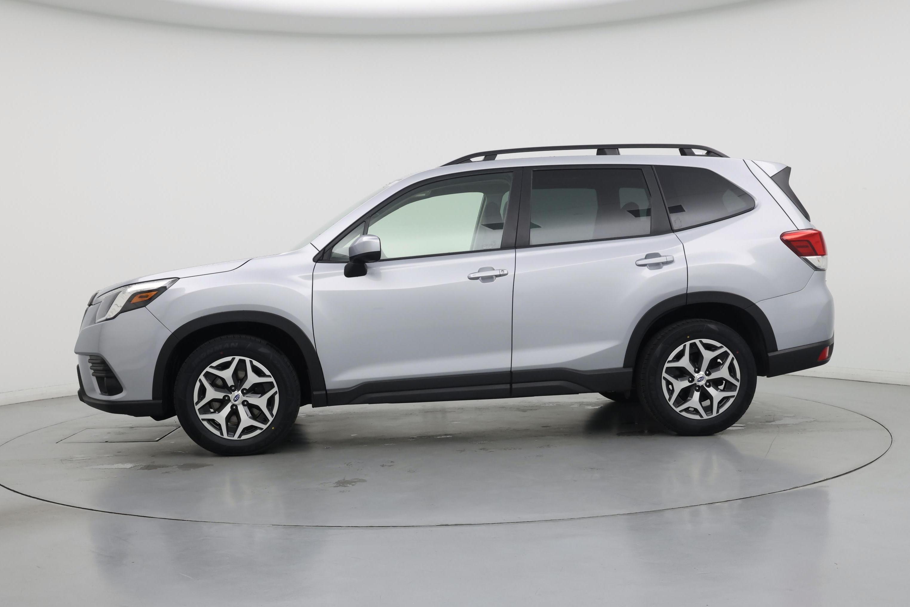Thumbnail: 2022 Subaru Forester - 3