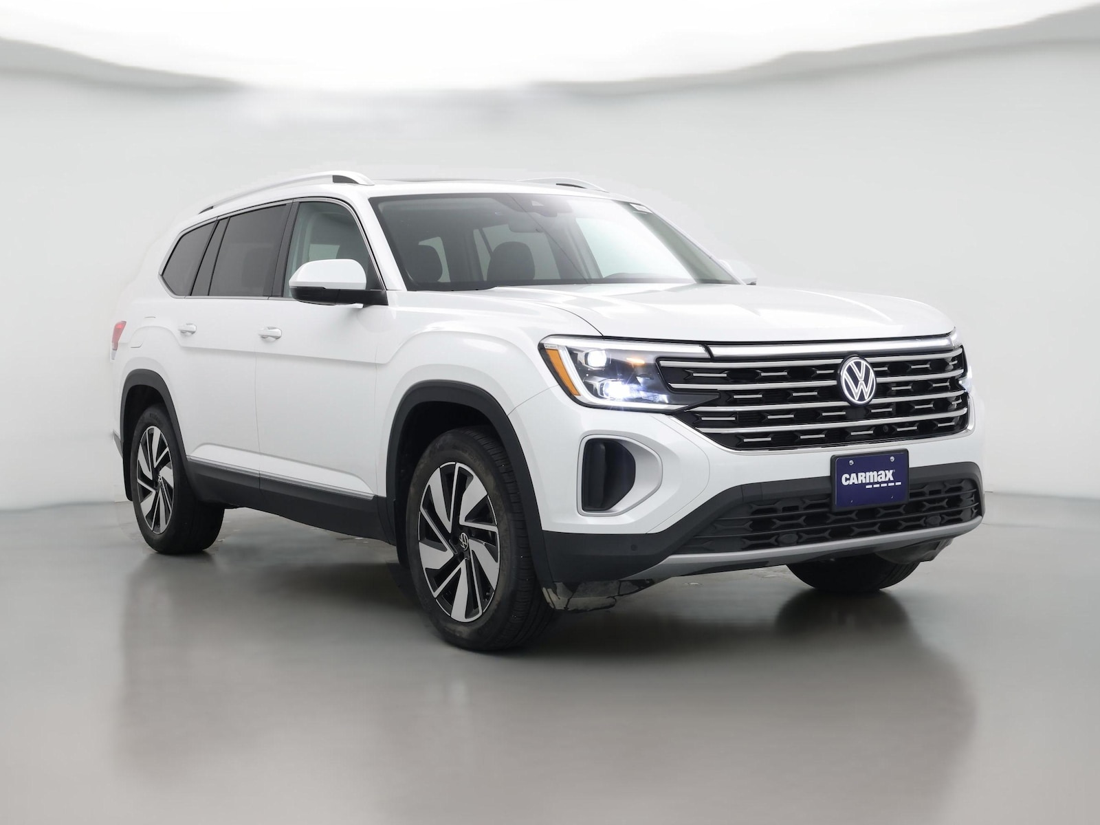 2024 Volkswagen Atlas SEL - Photo 1