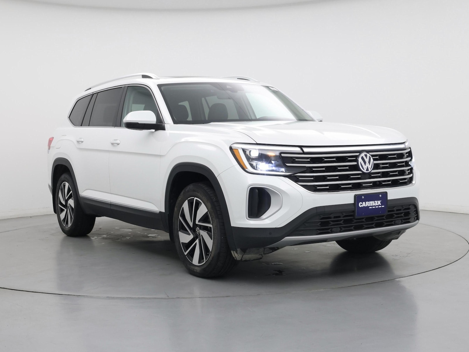 2024 Volkswagen Atlas SEL - Photo 2