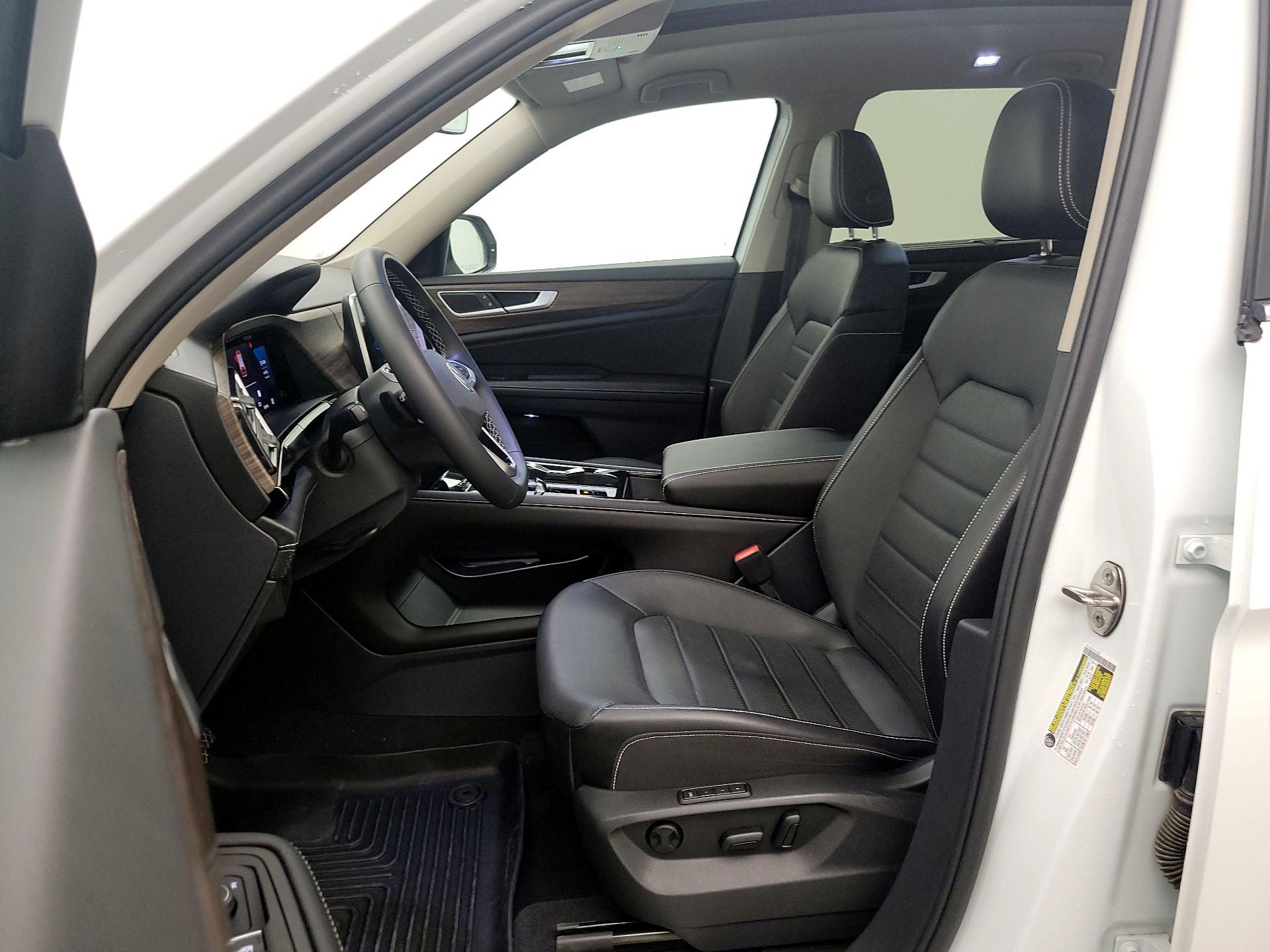 Thumbnail: 2024 Volkswagen Atlas - 11