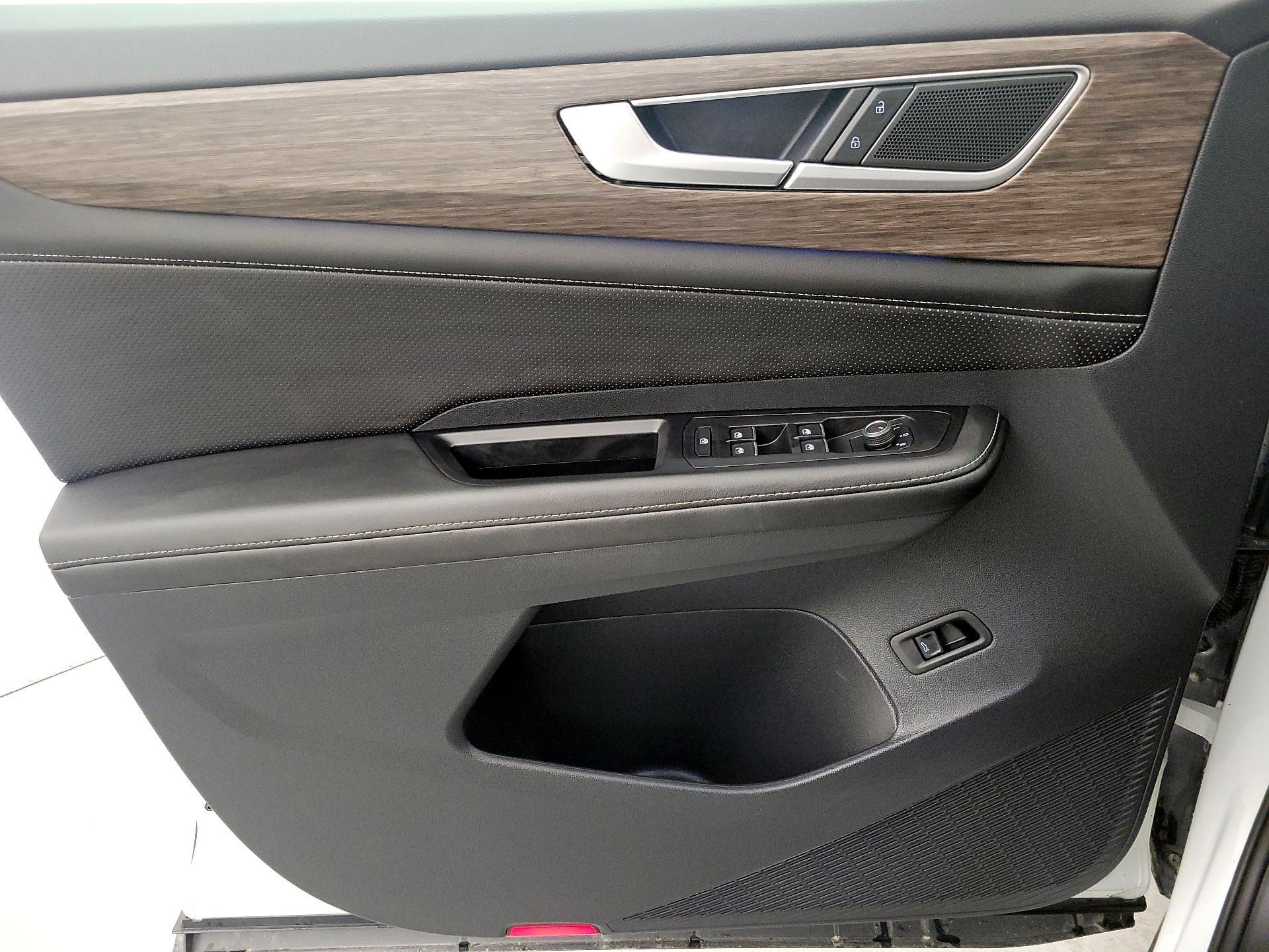 Thumbnail: 2024 Volkswagen Atlas - 12