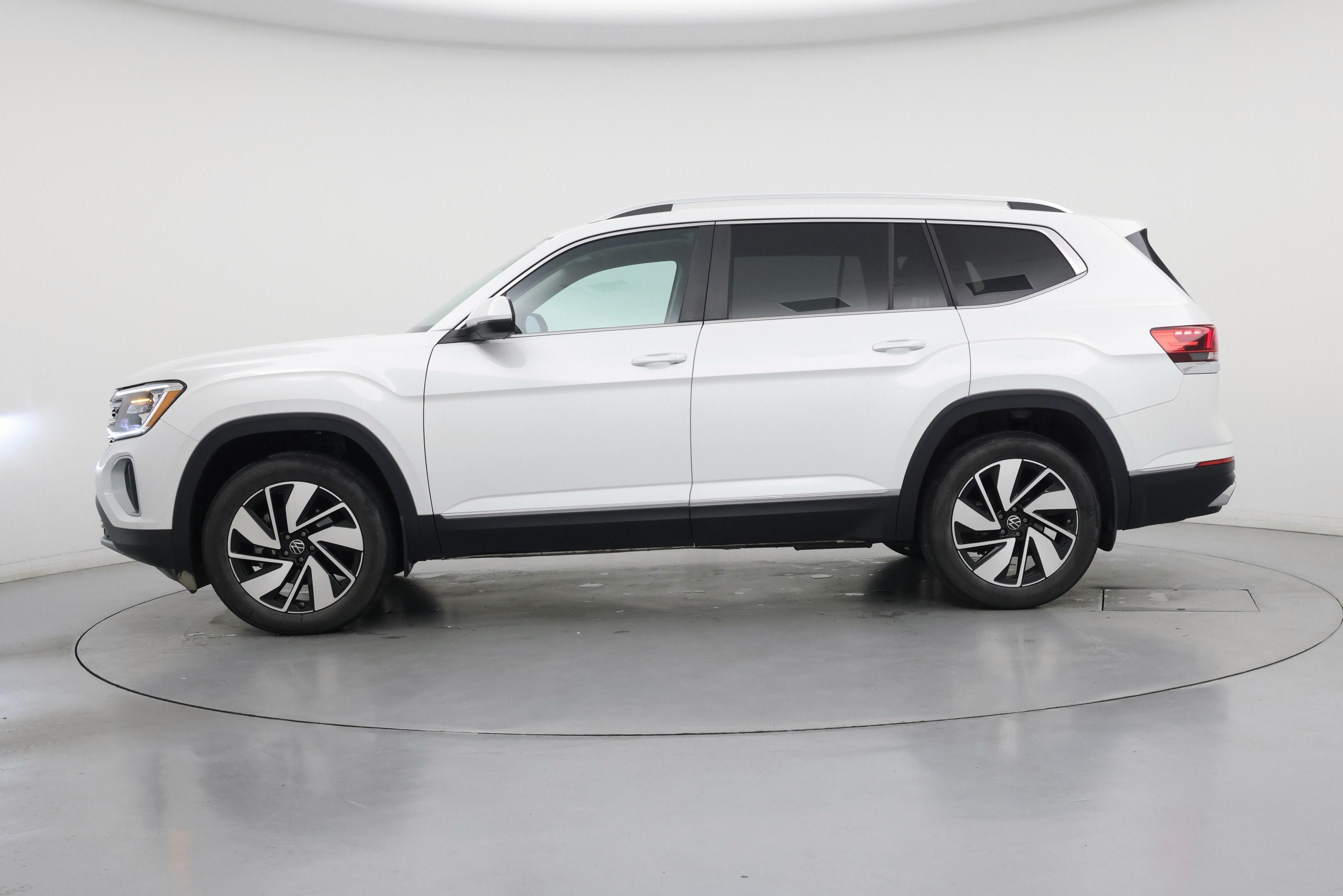 Thumbnail: 2024 Volkswagen Atlas - 3
