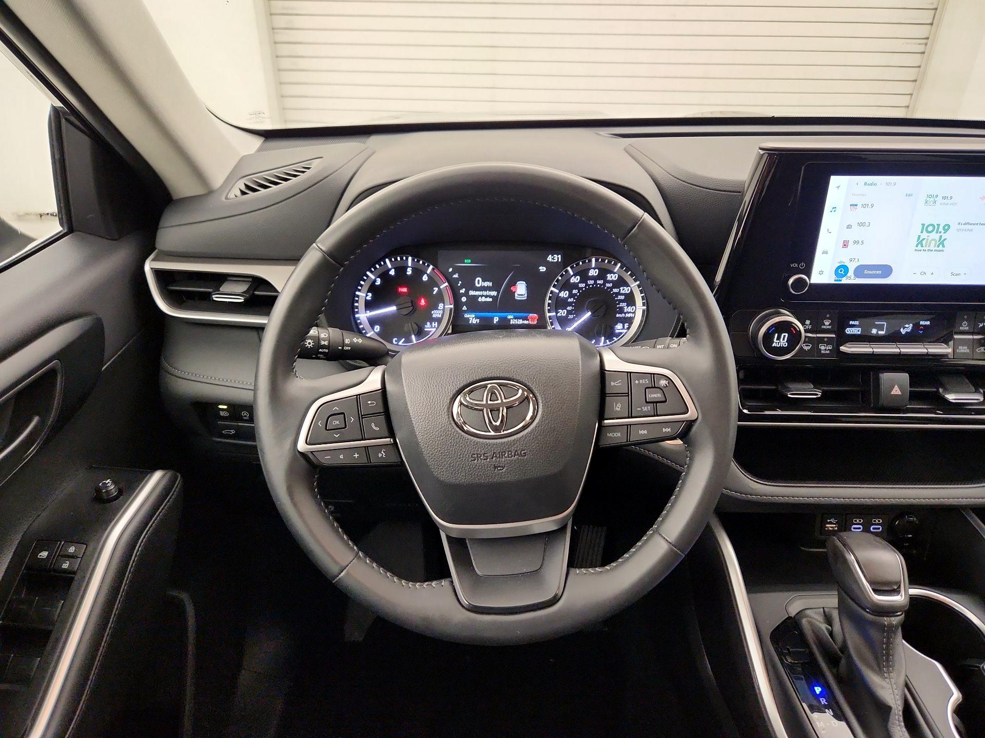 Thumbnail: 2025 Toyota Highlander - 10