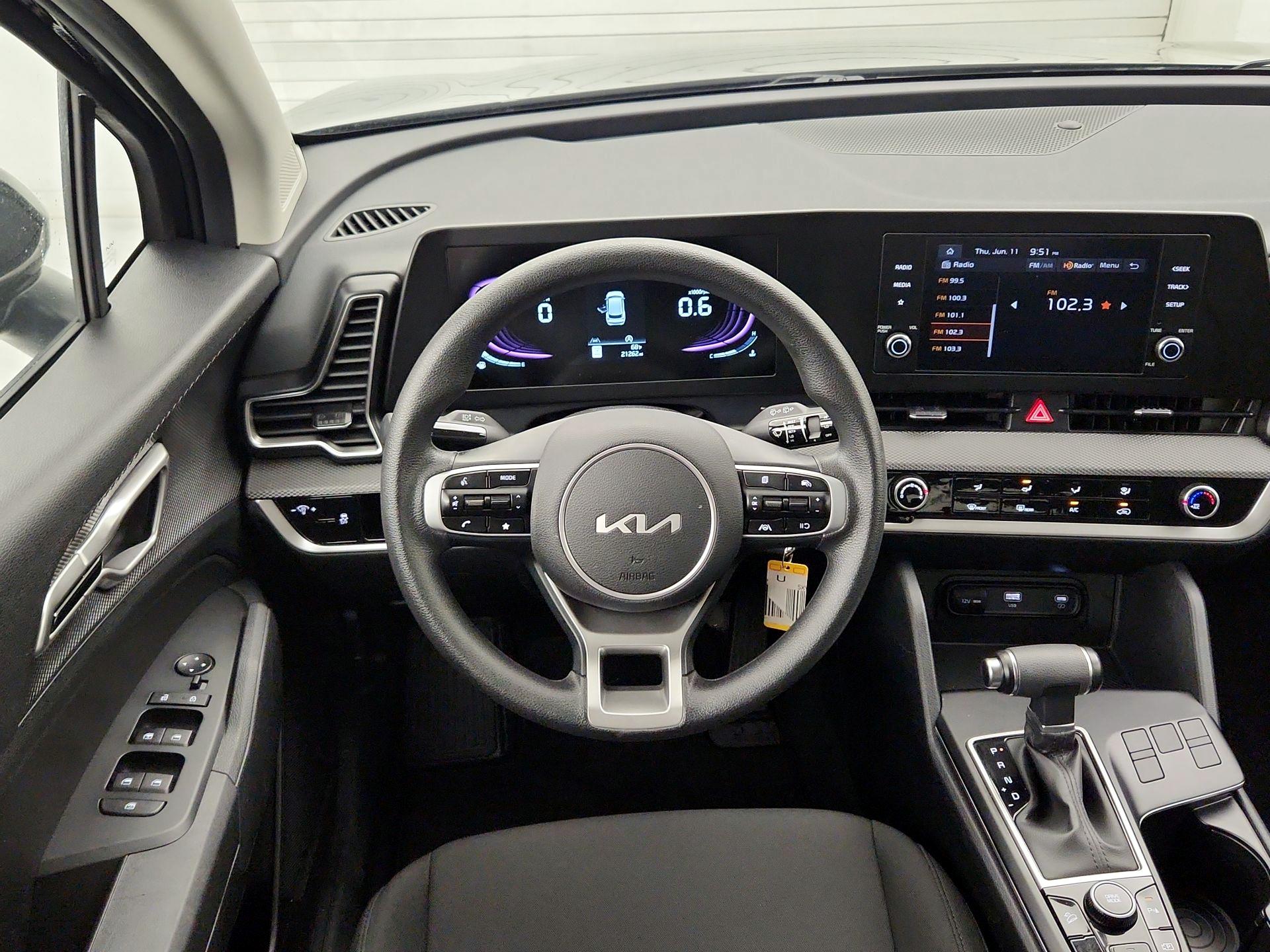 Thumbnail: 2025 Kia Sportage - 10