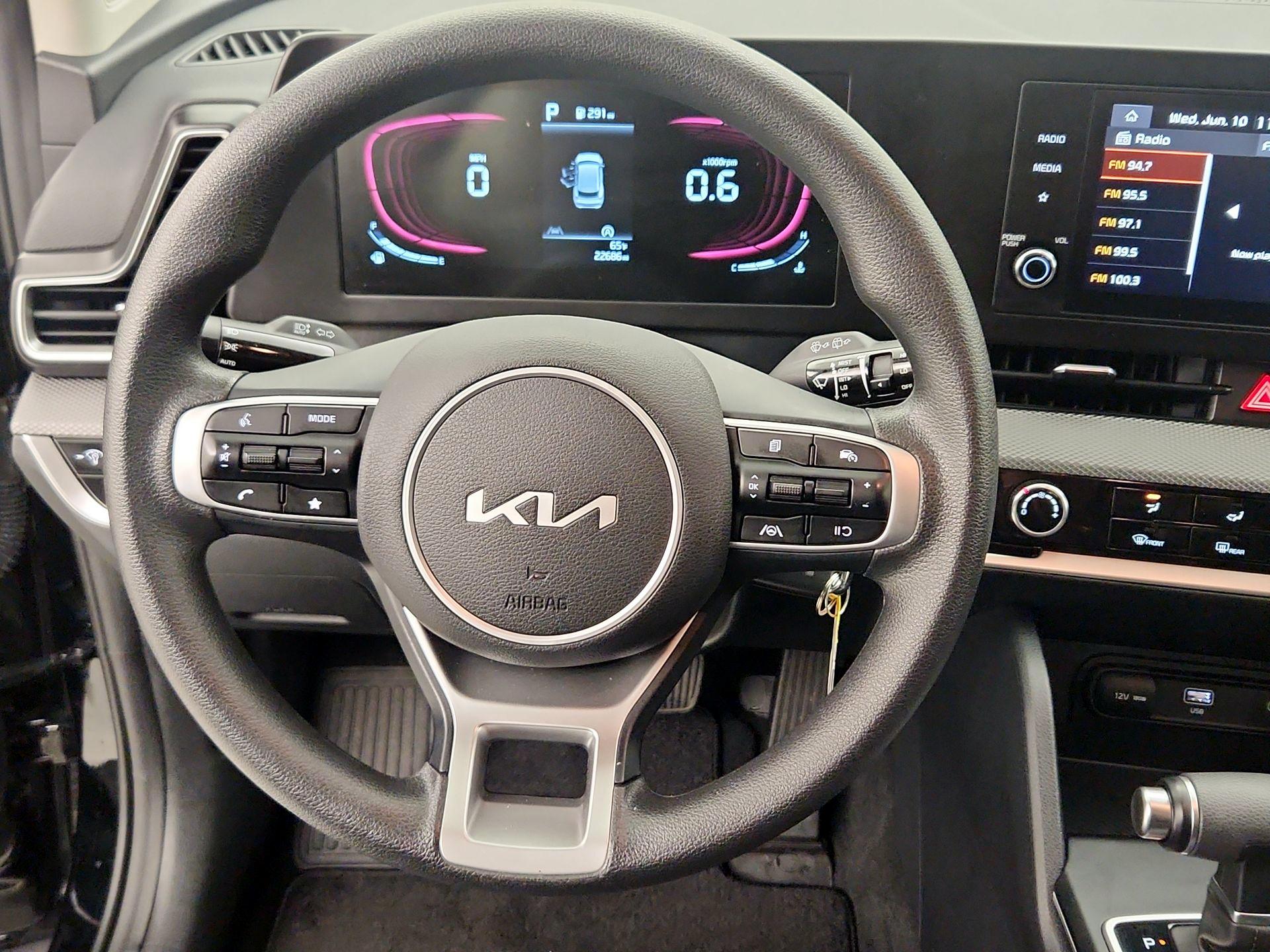 Thumbnail: 2025 Kia Sportage - 10