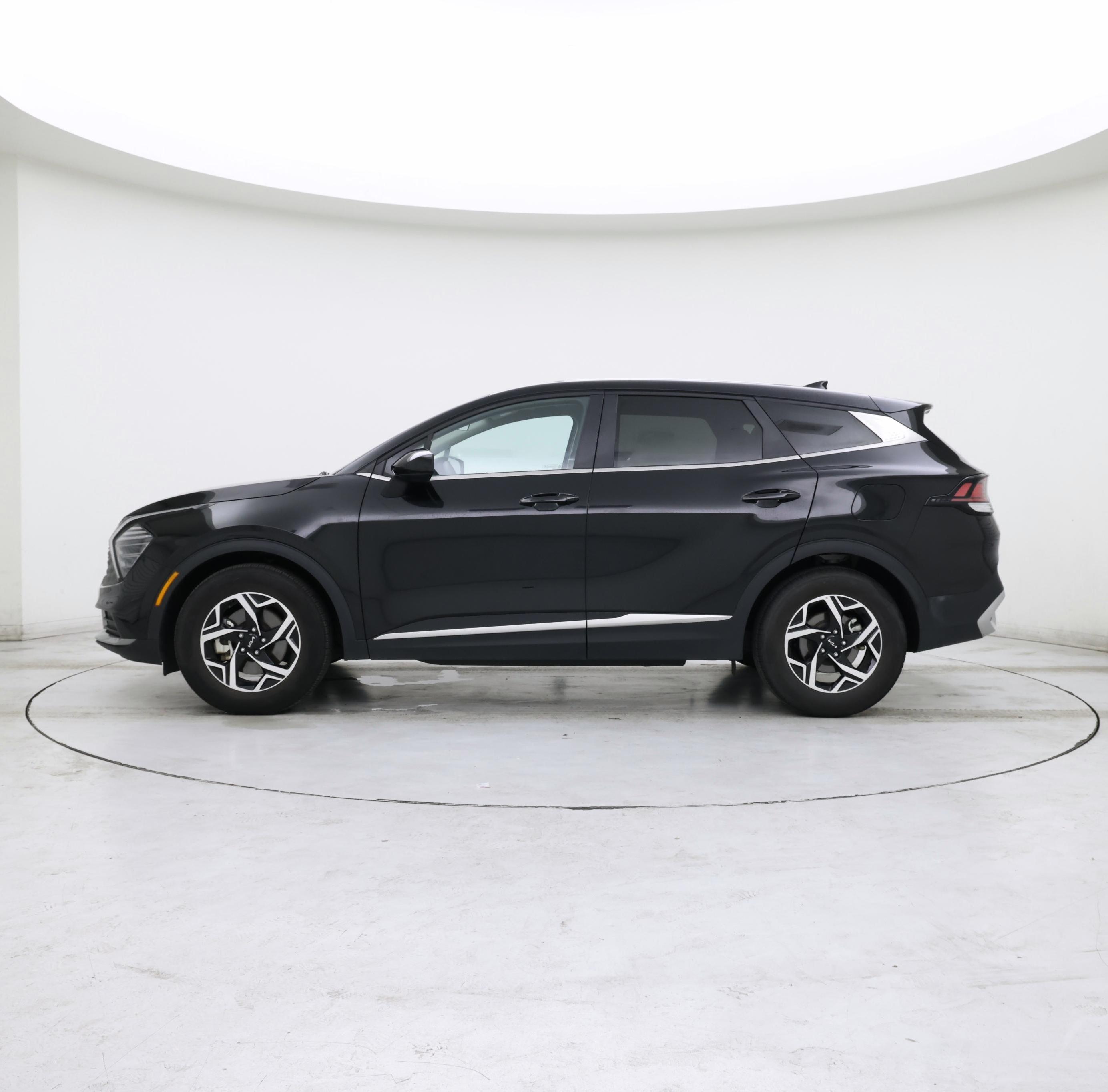 Thumbnail: 2025 Kia Sportage - 3