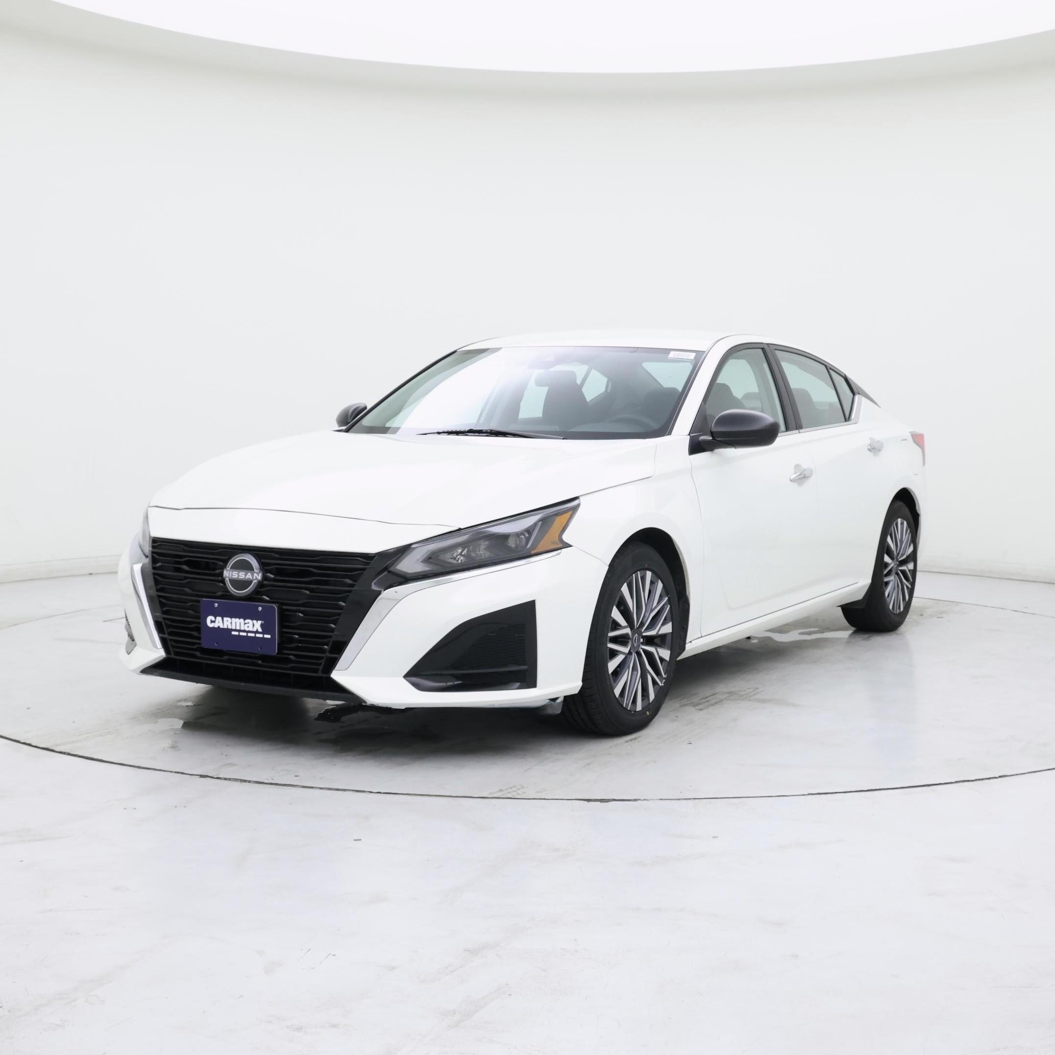 Thumbnail: 2025 Nissan Altima - 4