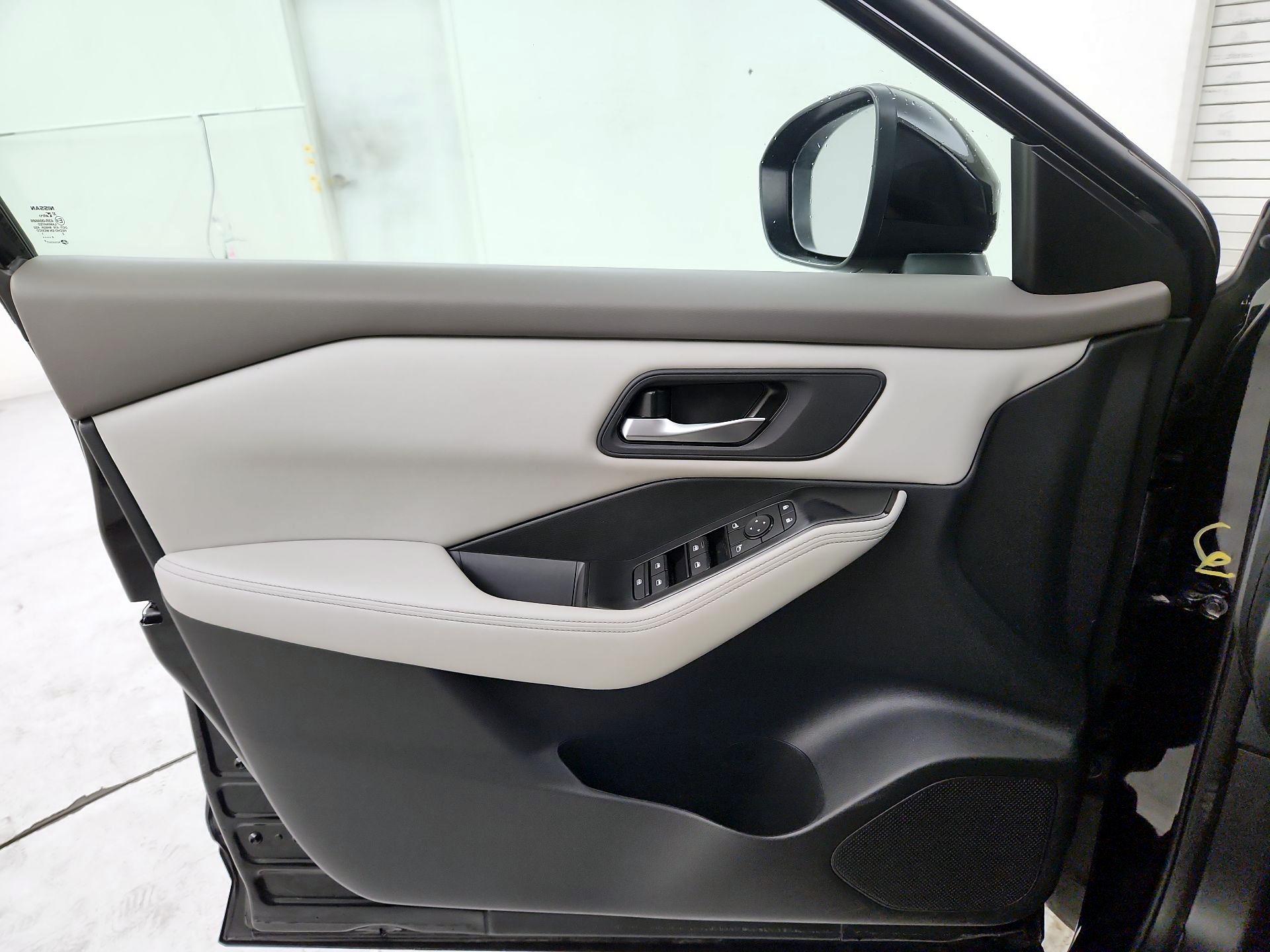 Thumbnail: 2025 Nissan Rogue - 12