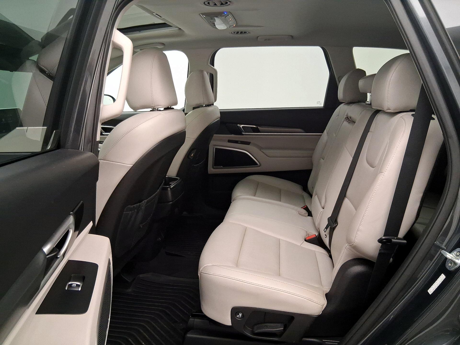 Thumbnail: 2020 Kia Telluride - 20