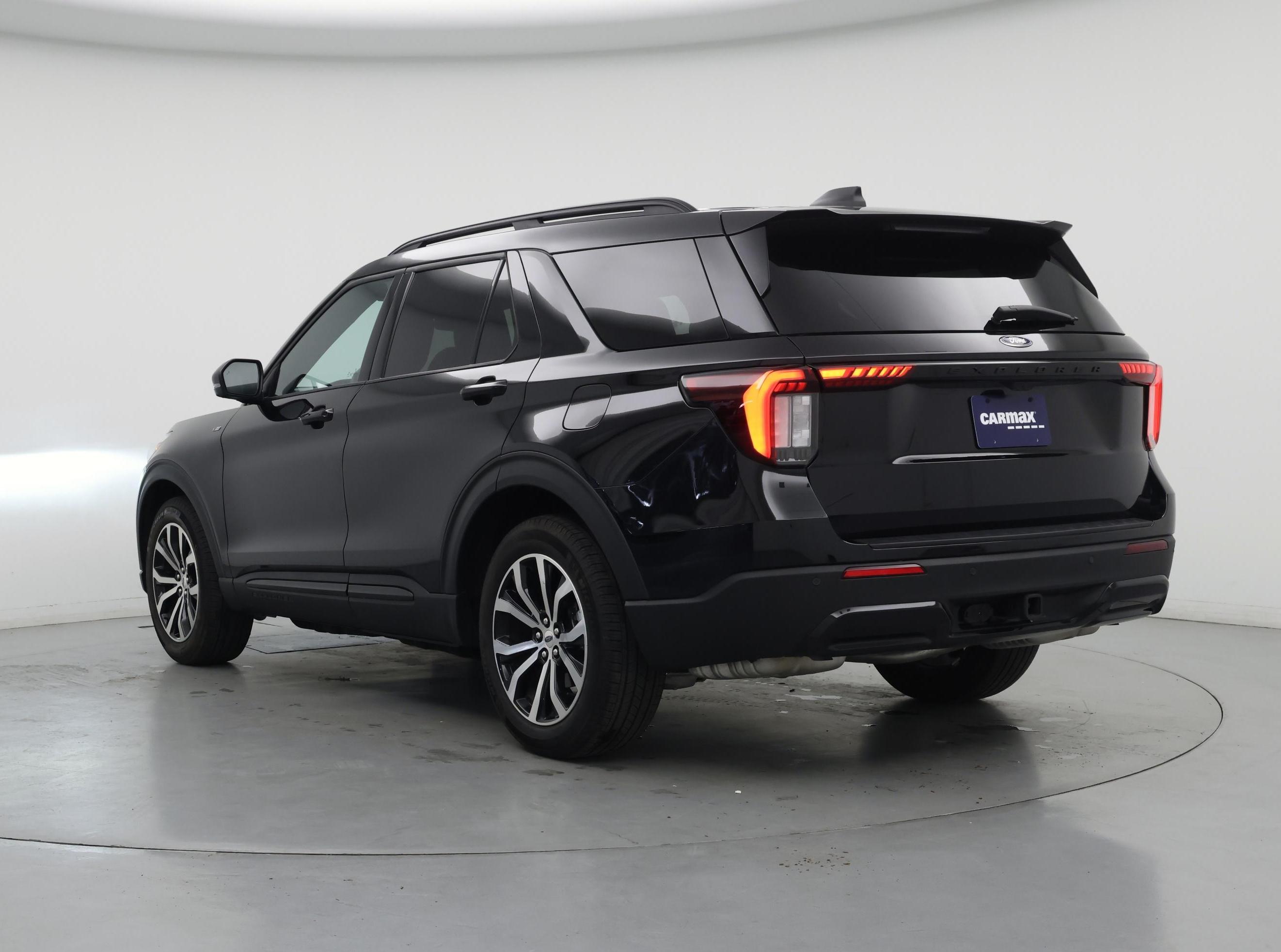 Thumbnail: 2025 Ford Explorer - 2