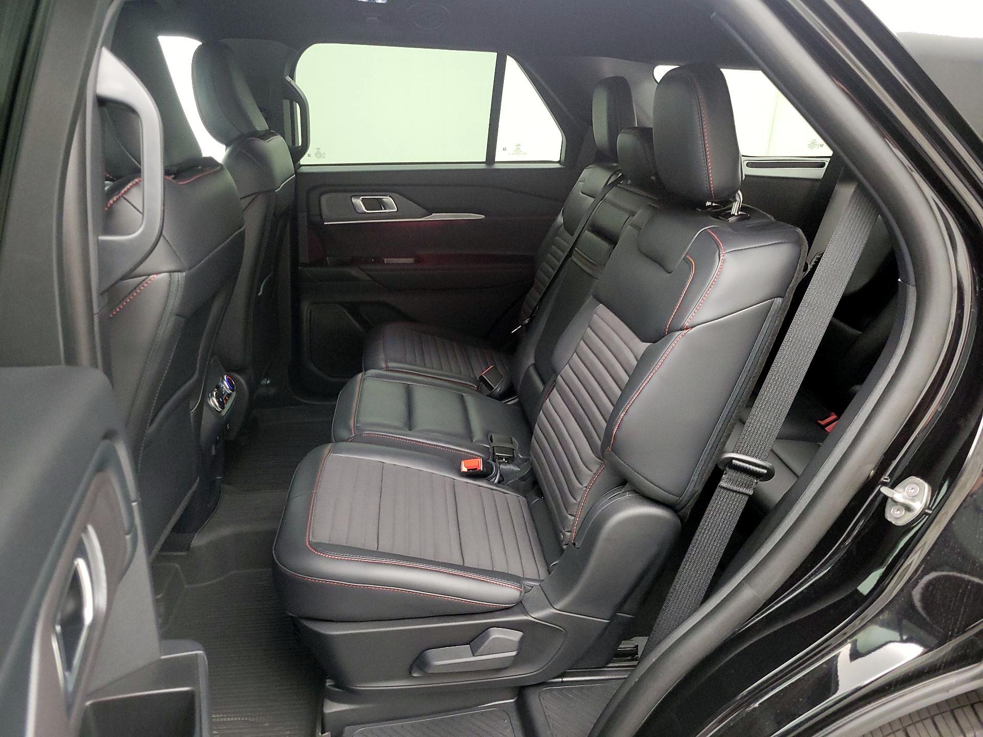 Thumbnail: 2025 Ford Explorer - 20