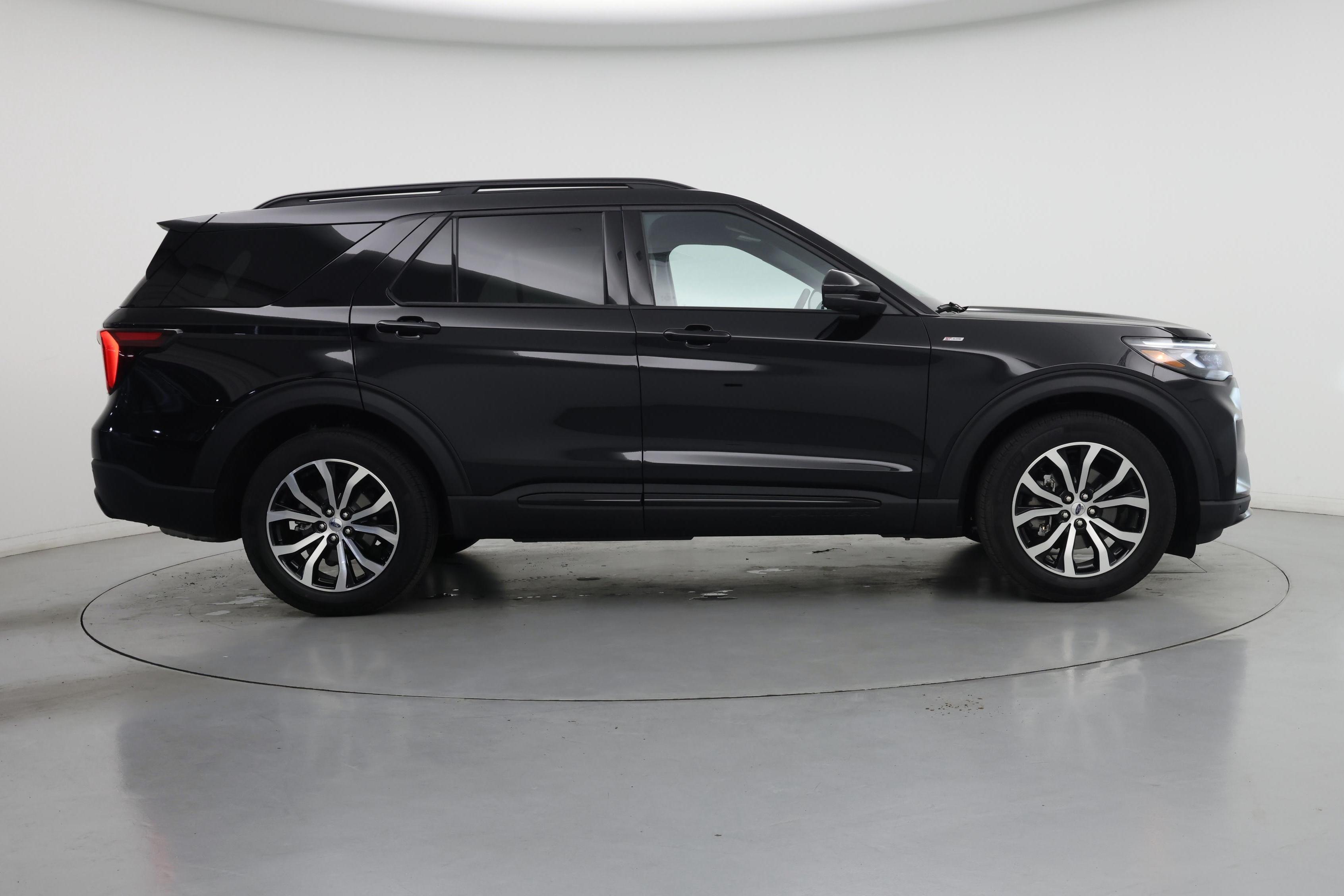 Thumbnail: 2025 Ford Explorer - 7
