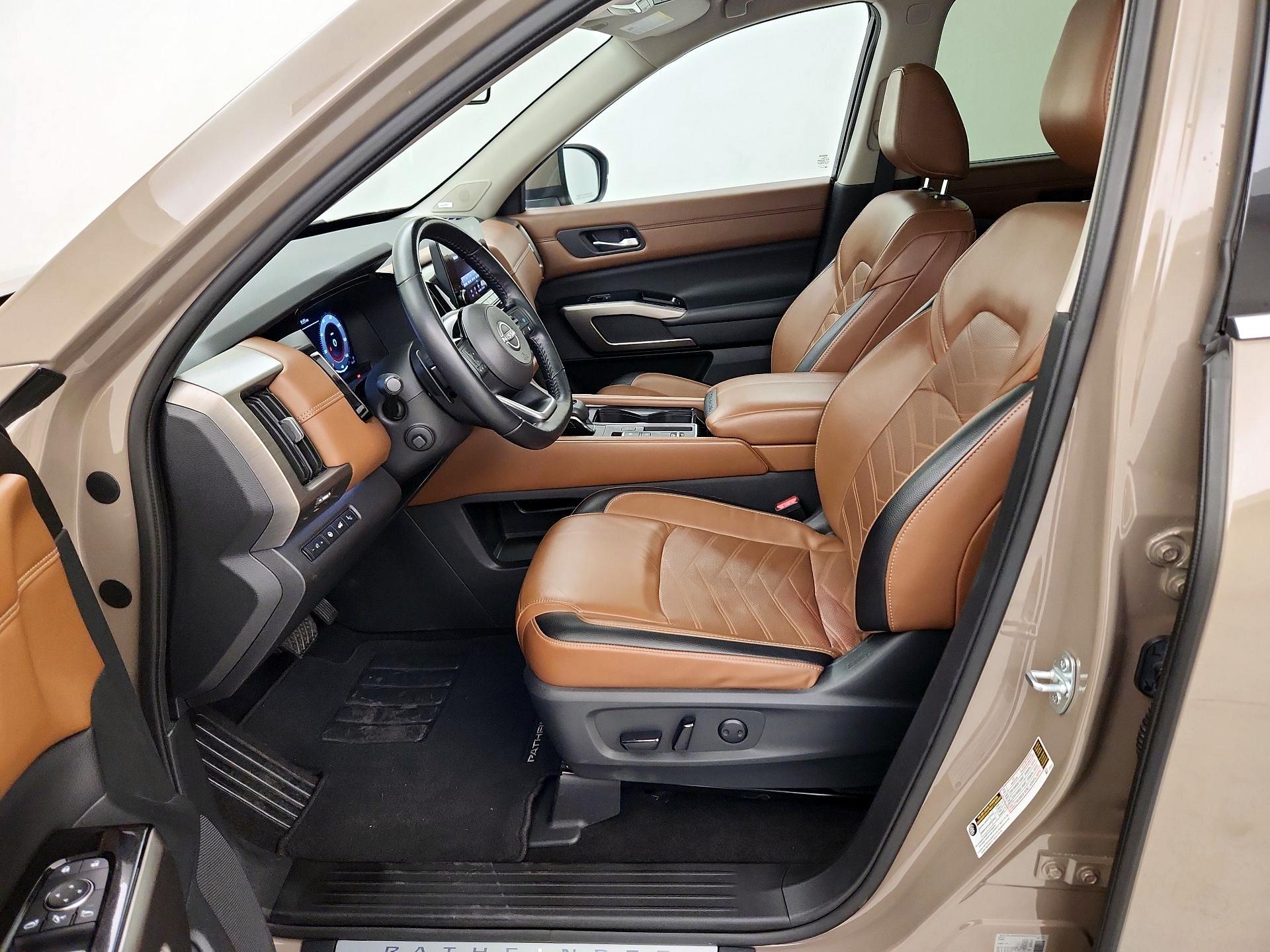 Thumbnail: 2024 Nissan Pathfinder - 11