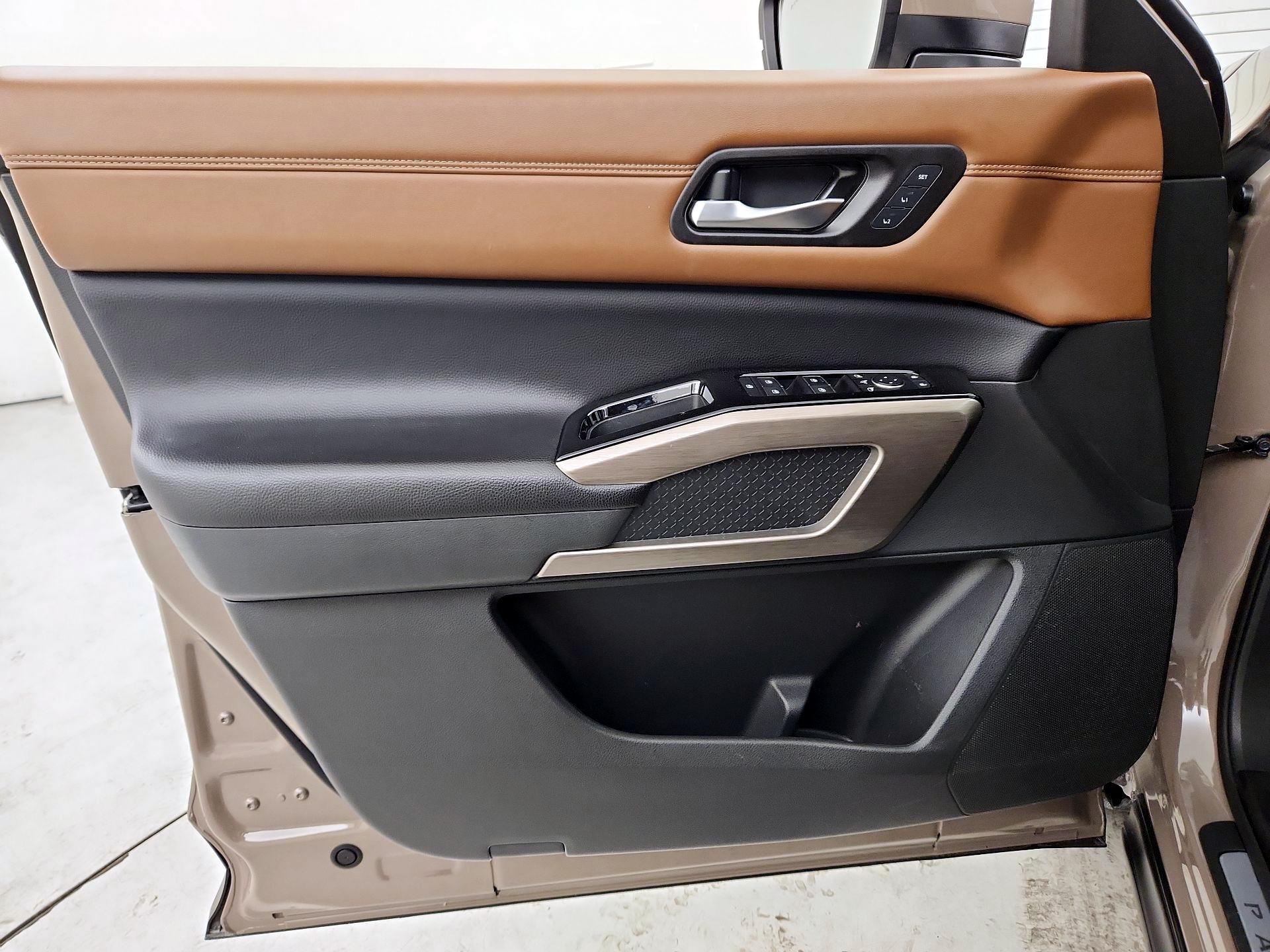 Thumbnail: 2024 Nissan Pathfinder - 12