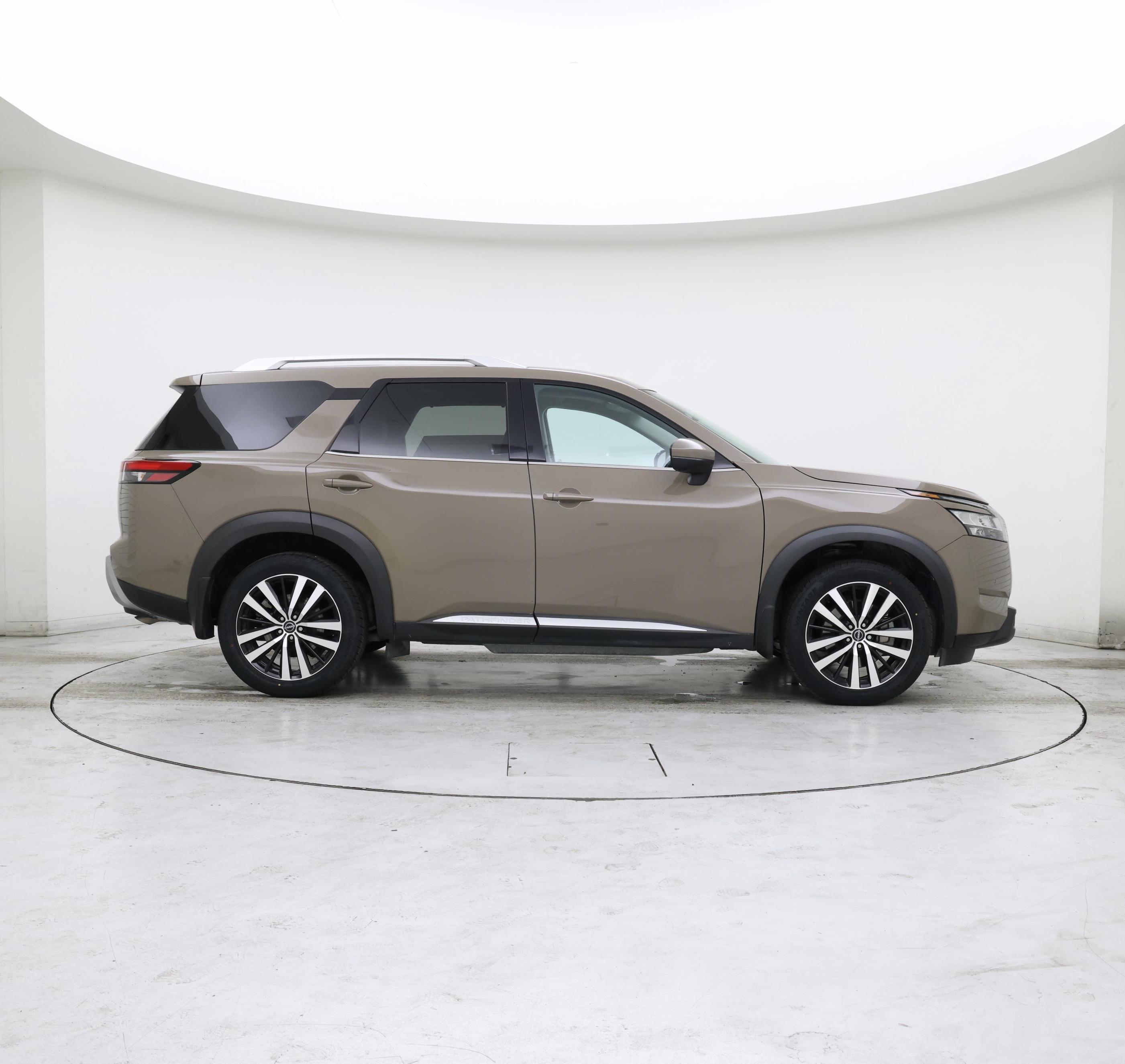 Thumbnail: 2024 Nissan Pathfinder - 7