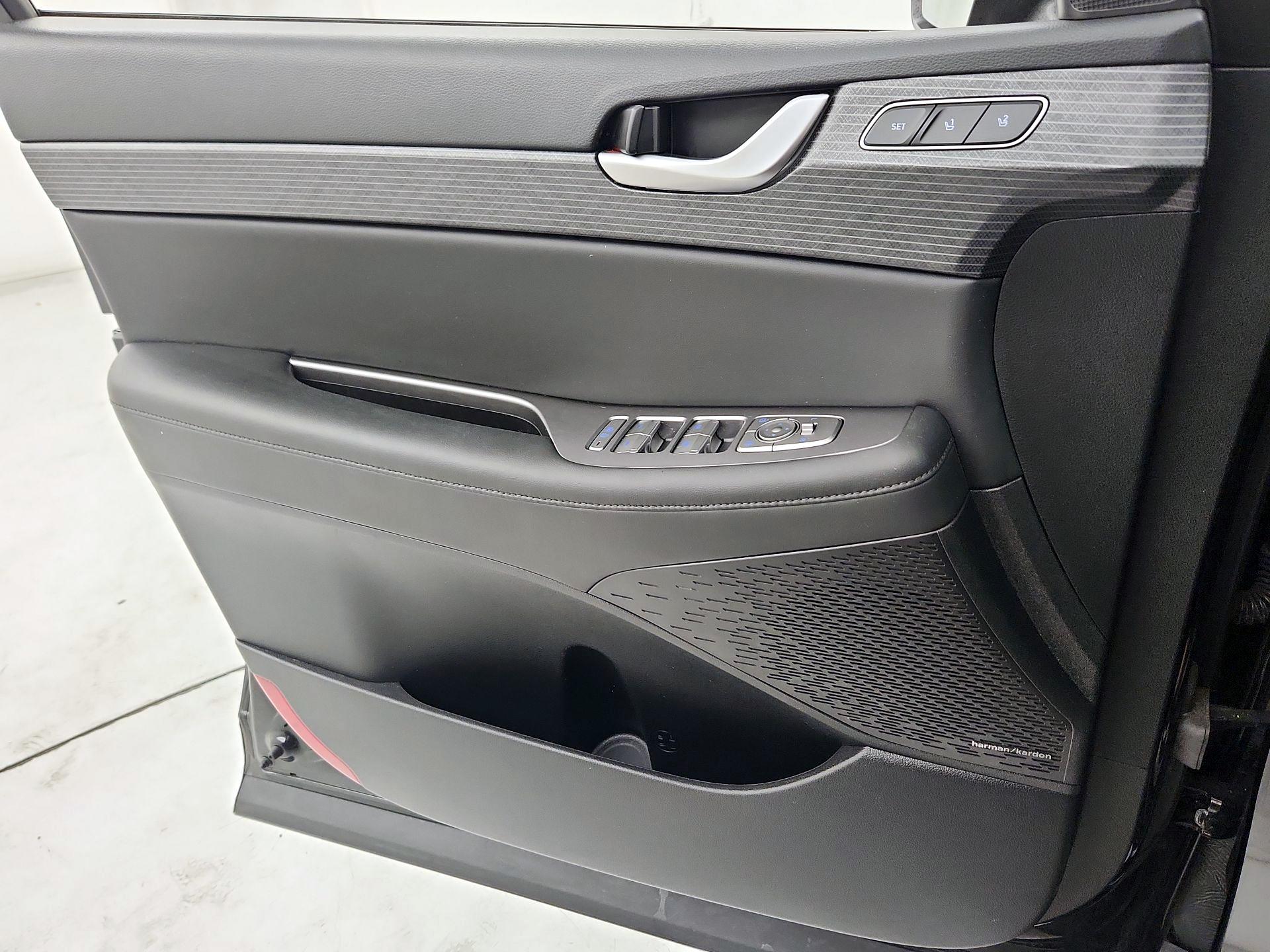 Thumbnail: 2023 Hyundai Palisade - 12