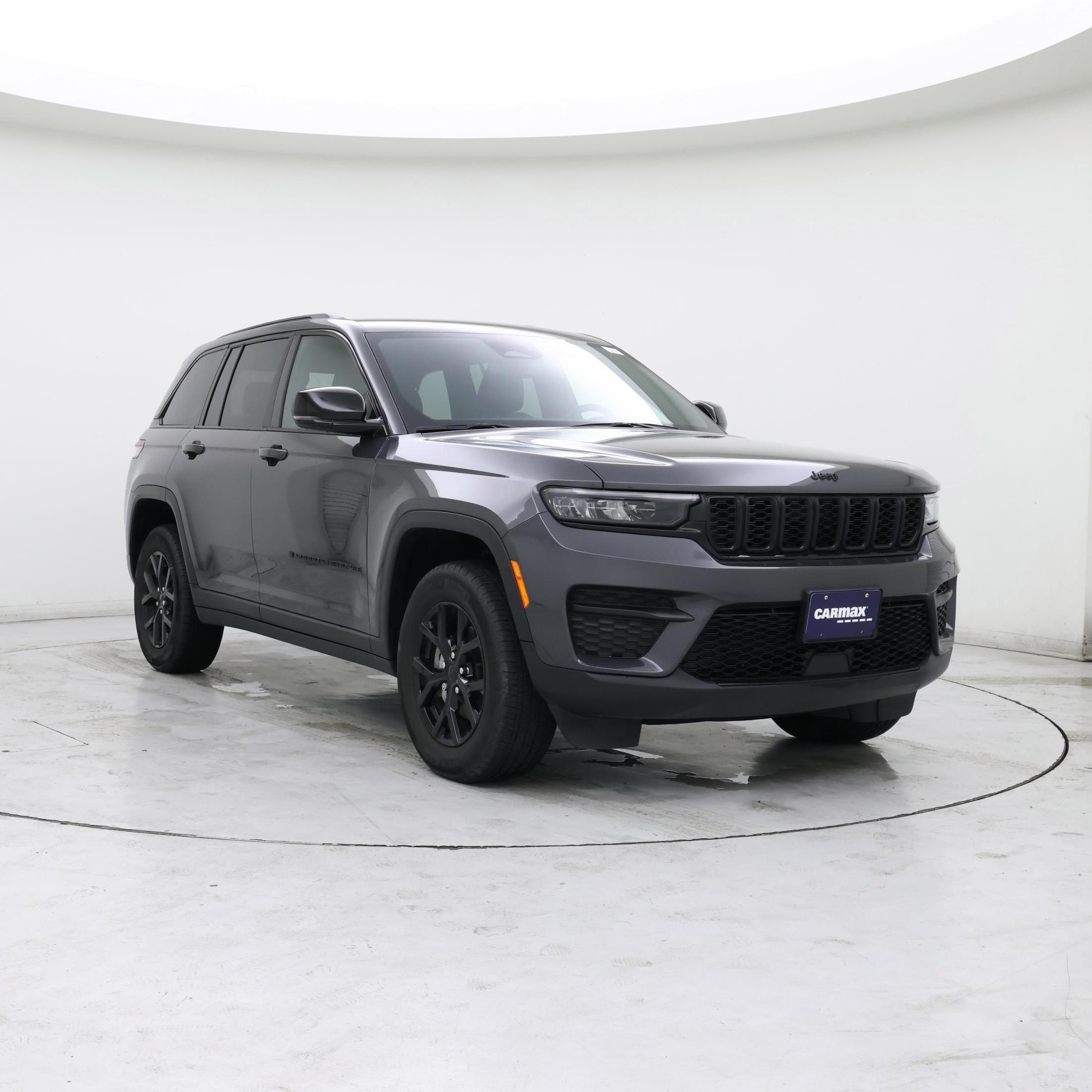 Gray 2024 Jeep Grand Cherokee SUV / Crossover Four-Wheel Drive Automatic