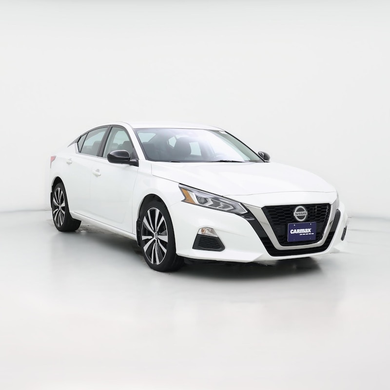 2022 Nissan Altima SR
