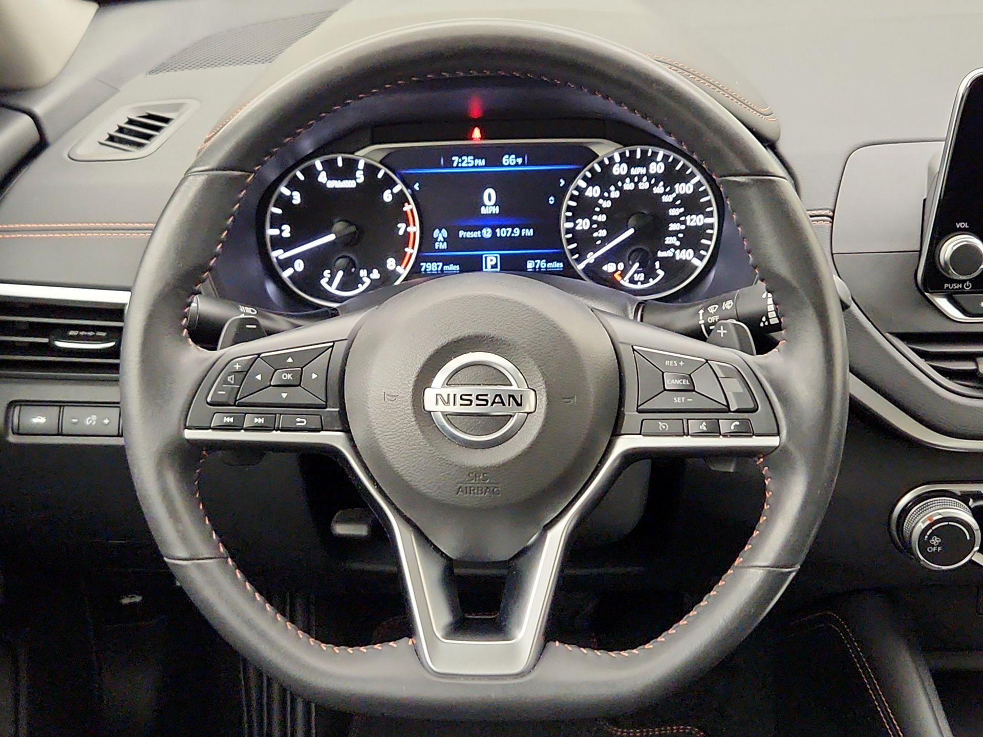 Thumbnail: 2022 Nissan Altima - 10