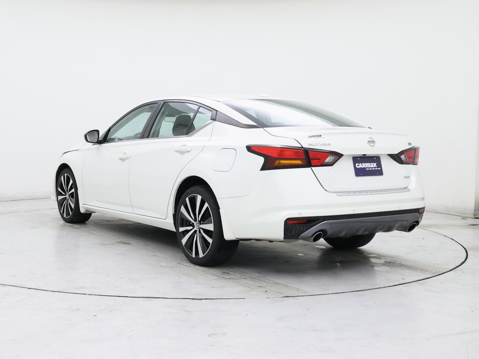 2022 Nissan Altima SR - Photo 3