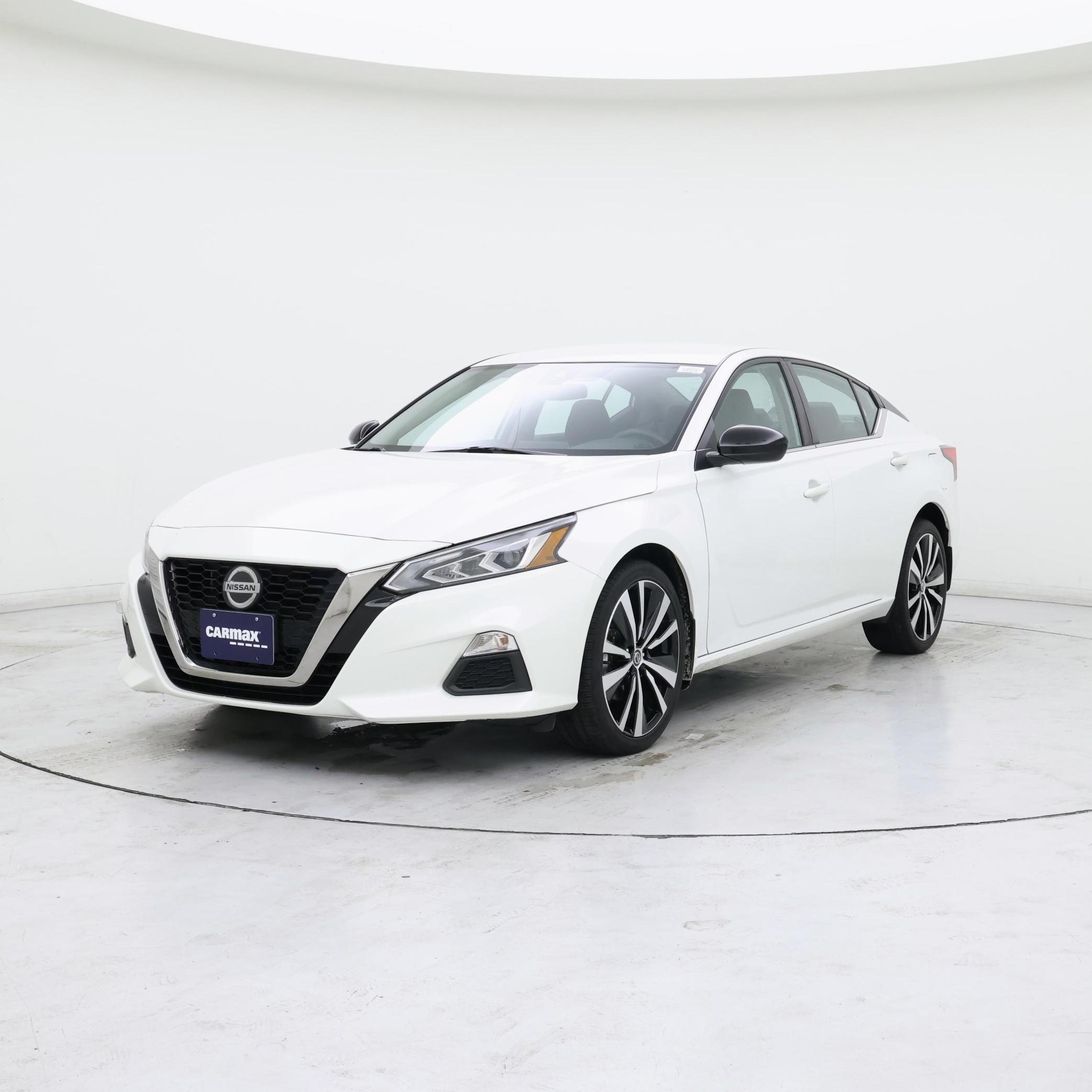 Thumbnail: 2022 Nissan Altima - 4