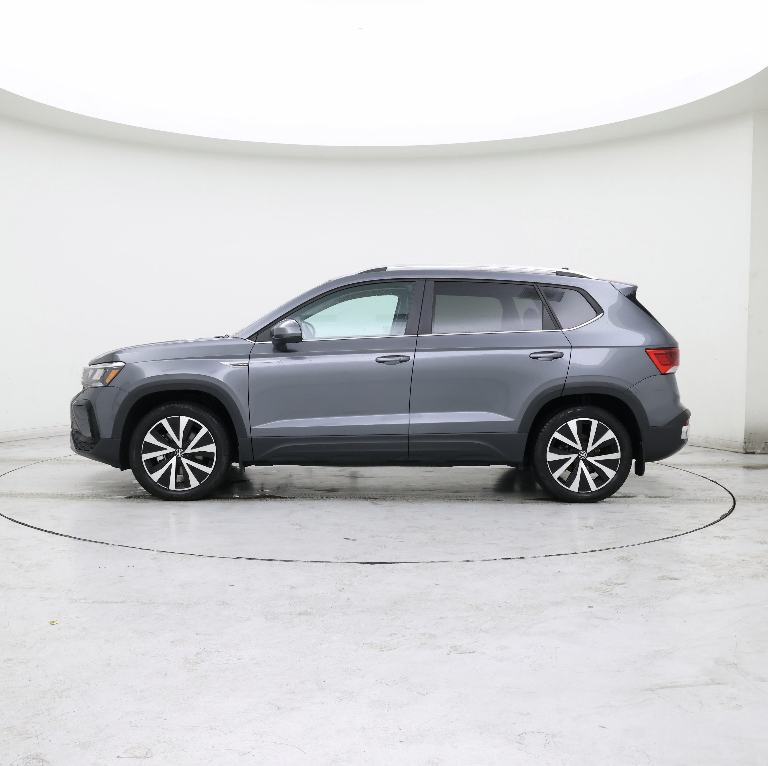 Thumbnail: 2023 Volkswagen Taos - 3