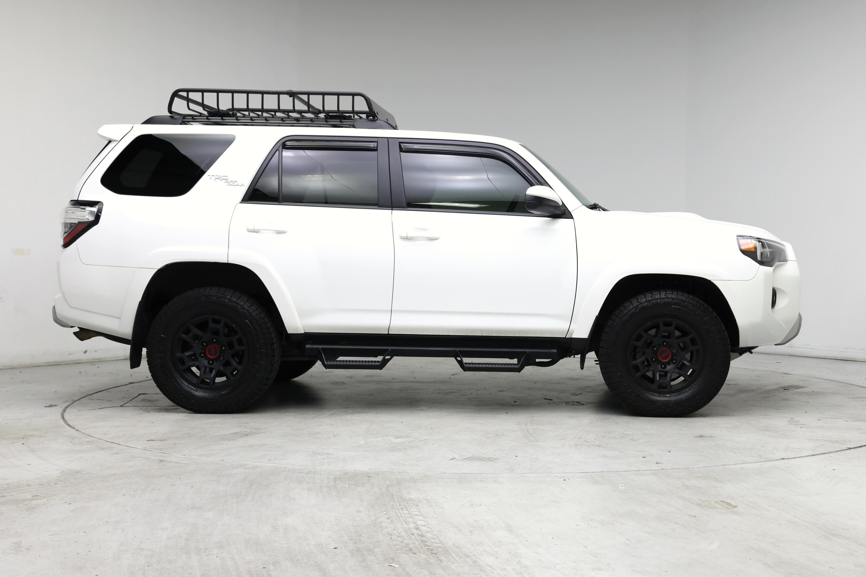 Thumbnail: 2024 Toyota 4Runner - 7