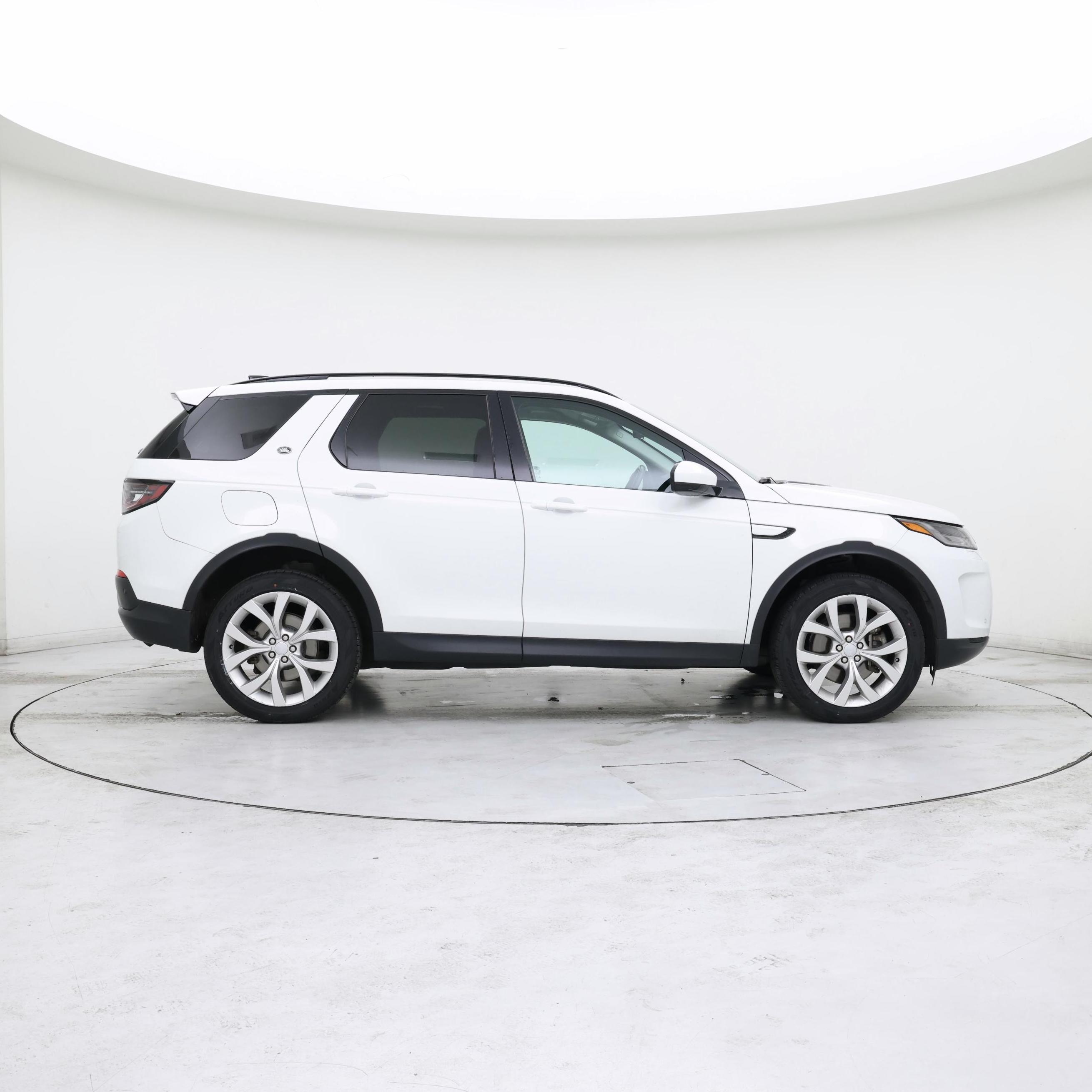 Thumbnail: 2022 Land Rover Discovery Sport - 7