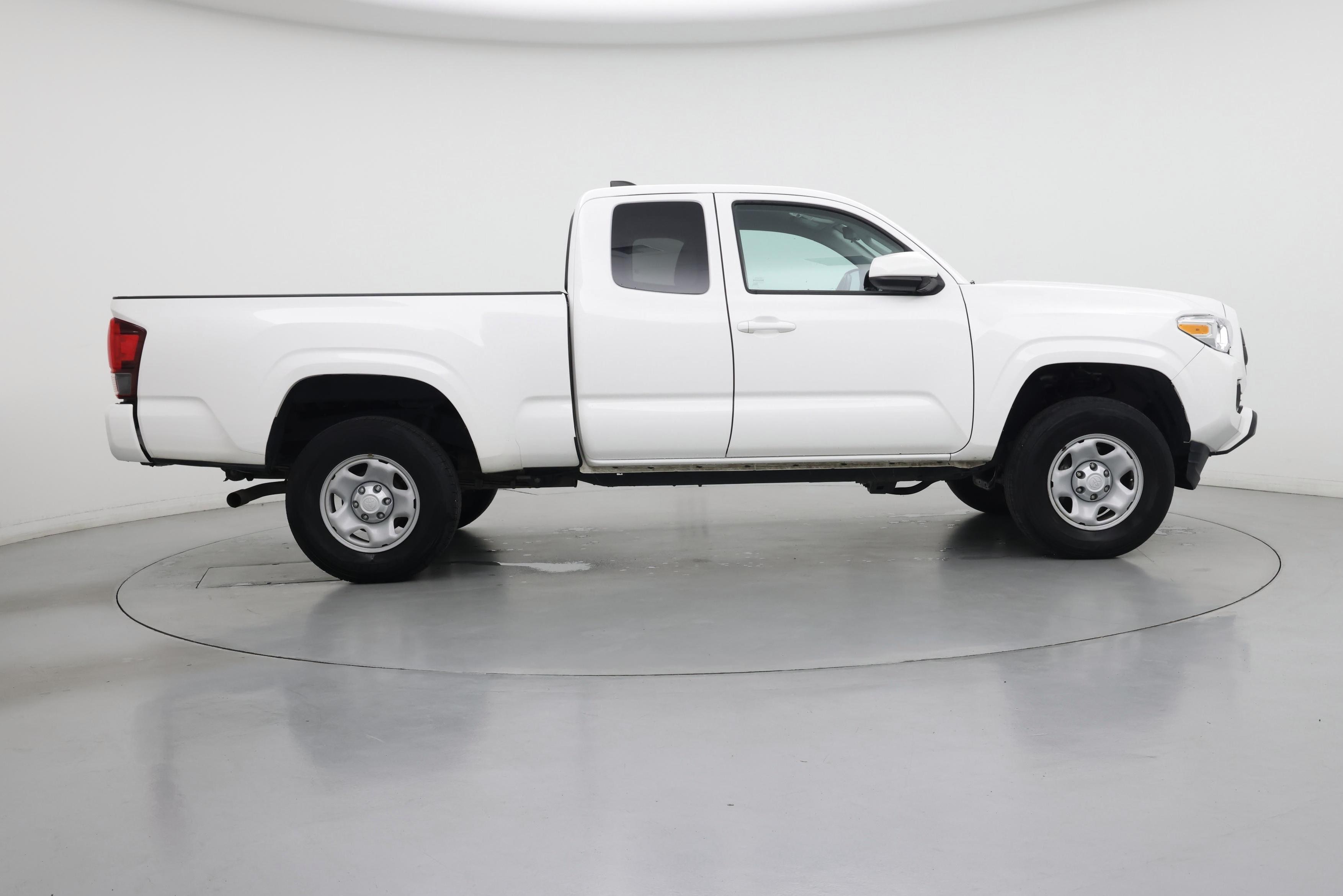 Thumbnail: 2022 Toyota Tacoma - 7