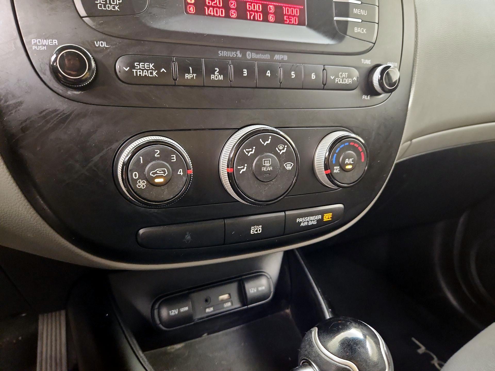 Thumbnail: 2016 Kia Soul - 15
