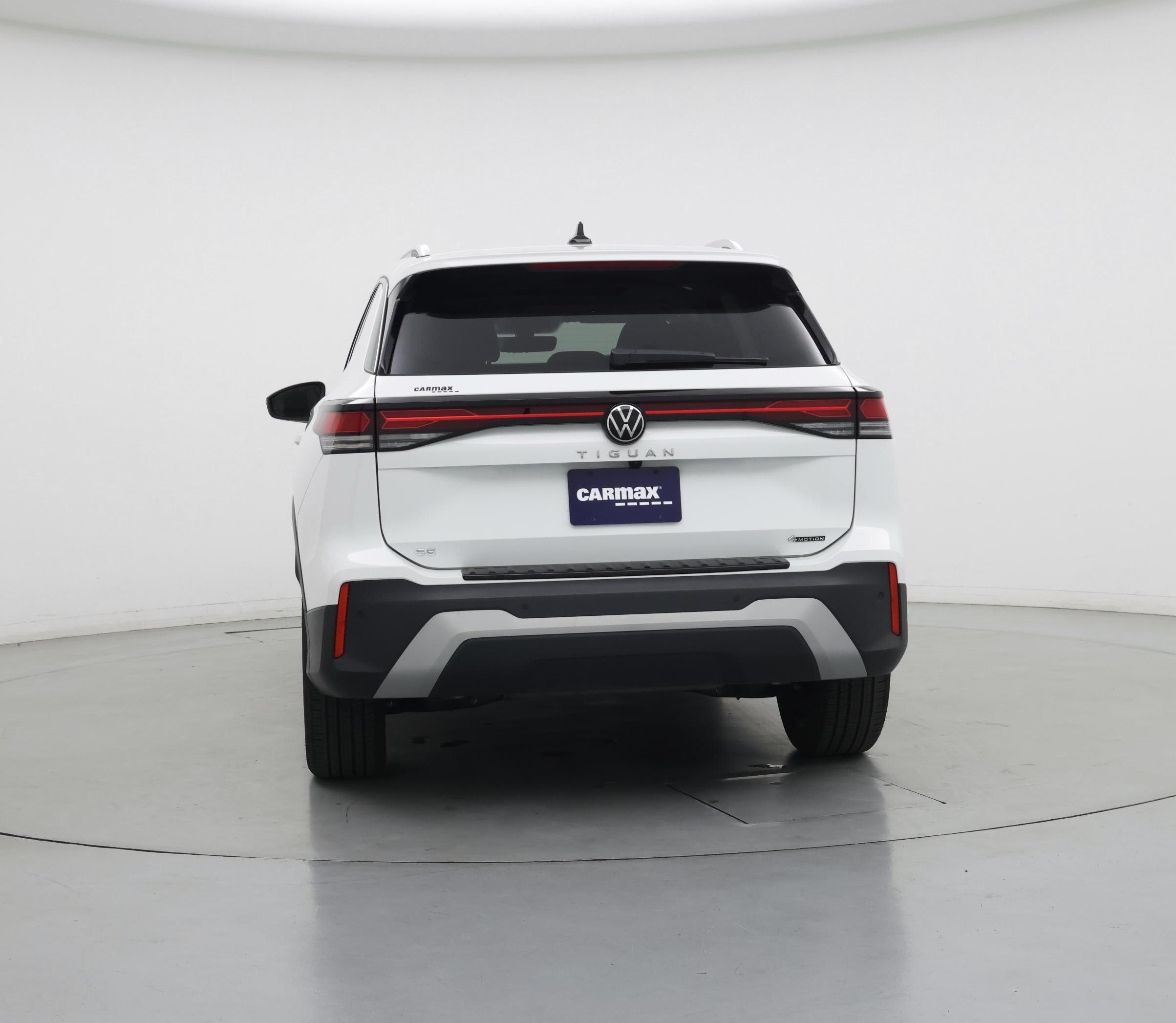 Thumbnail: 2025 Volkswagen Tiguan - 6