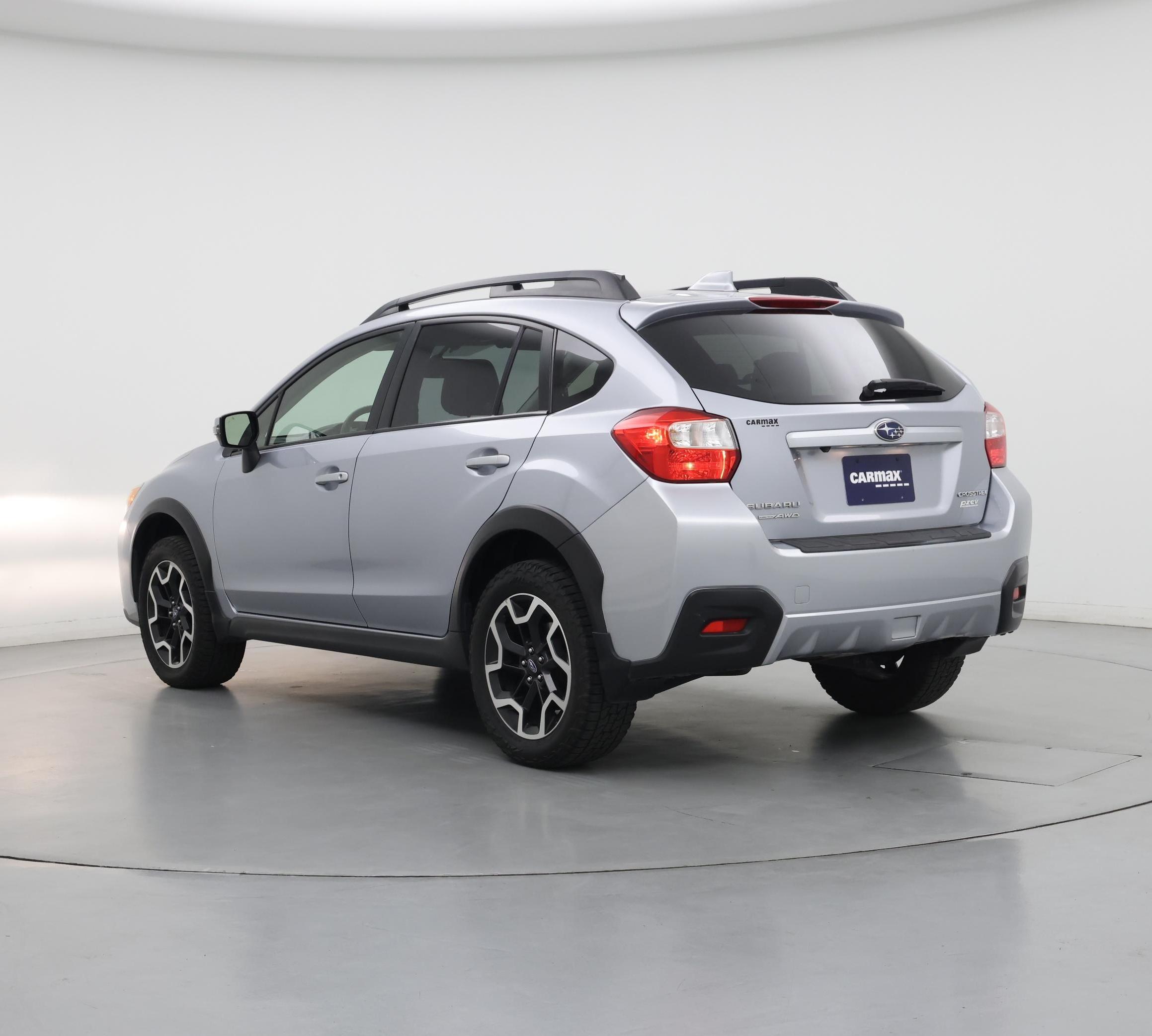 Thumbnail: 2016 Subaru XV Crosstrek - 2
